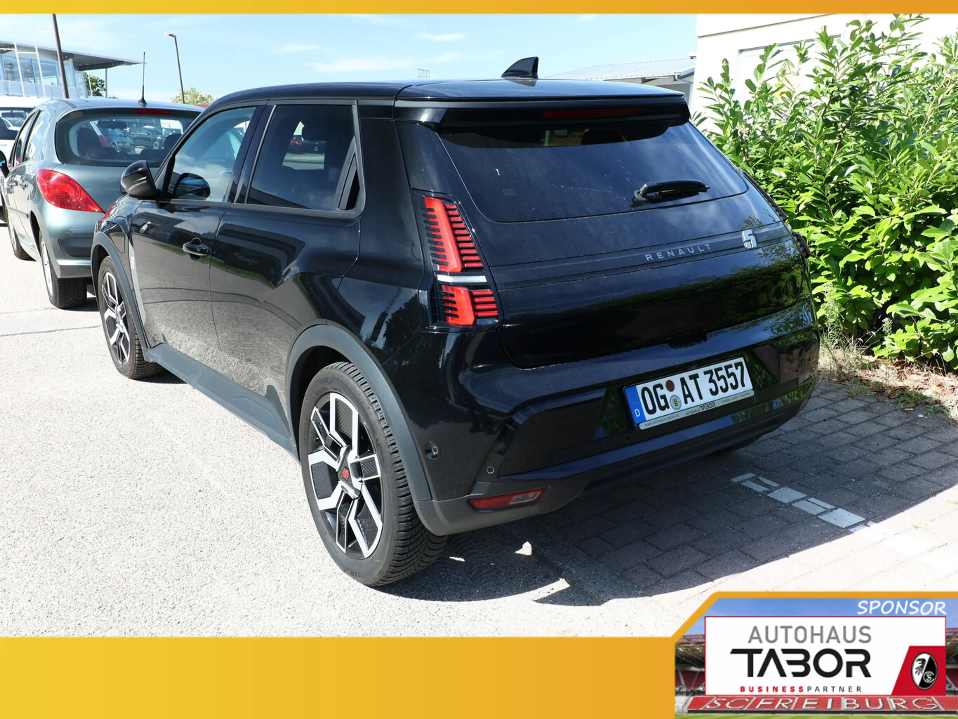 Renault R 5 E-Tech 10 Techno Comfort Range LED UVP-14%* — photo 4