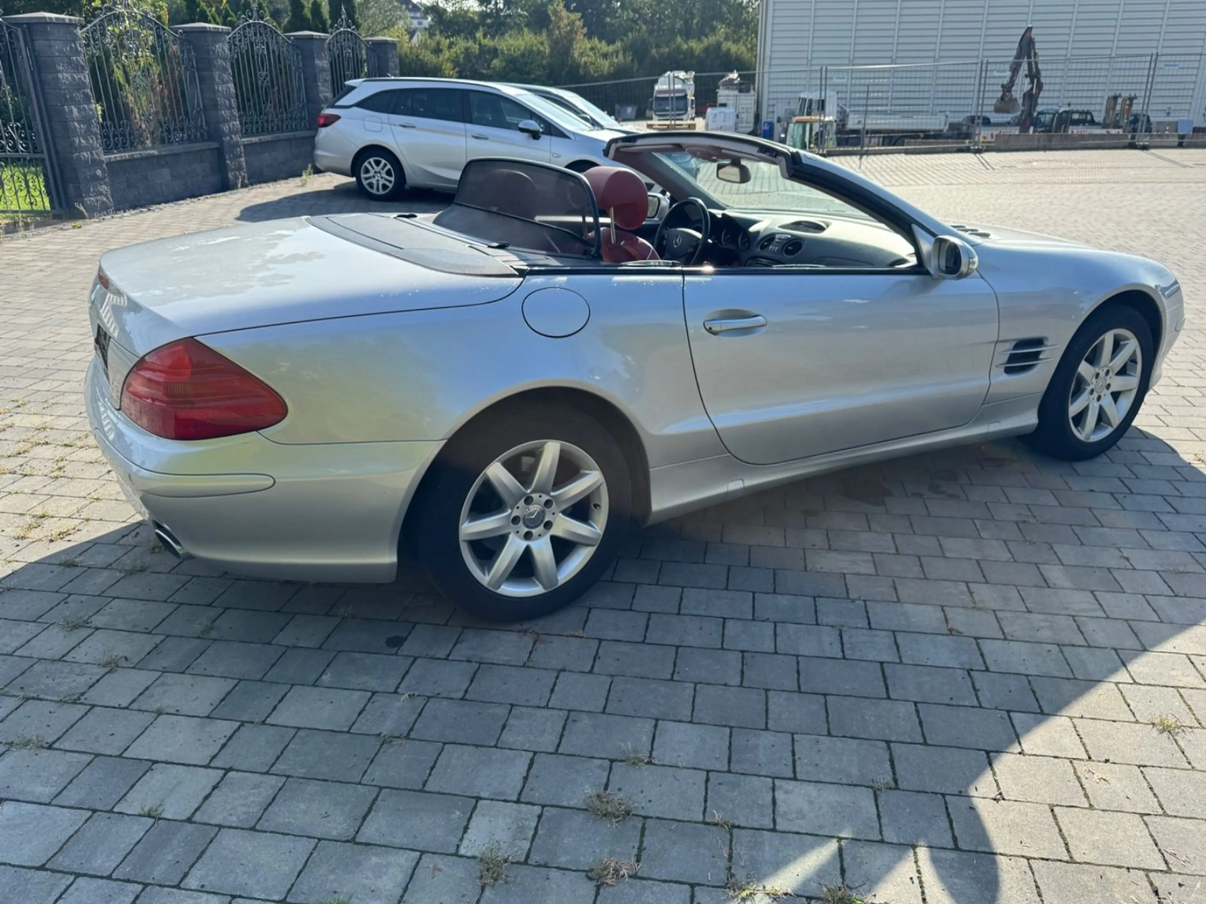 Mercedes-Benz SL 350 Leder Rot, 2. Hand — photo 3