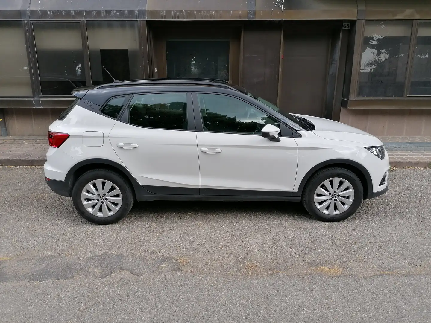 SEAT Arona Arona 1.6 tdi Style 95cv Bianco - 1