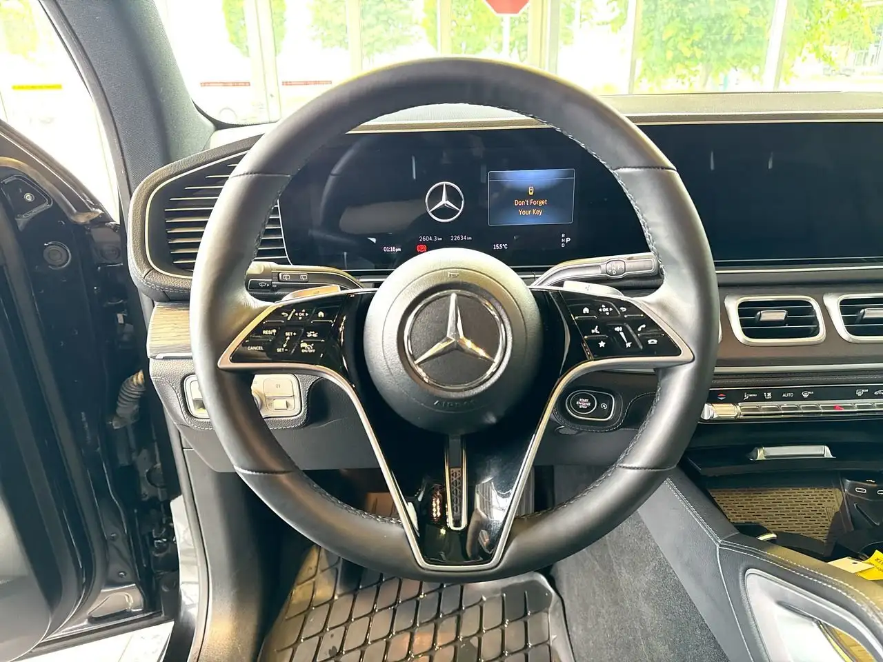 Mercedes-Benz GLE снимка Mercedes-Benz GLE