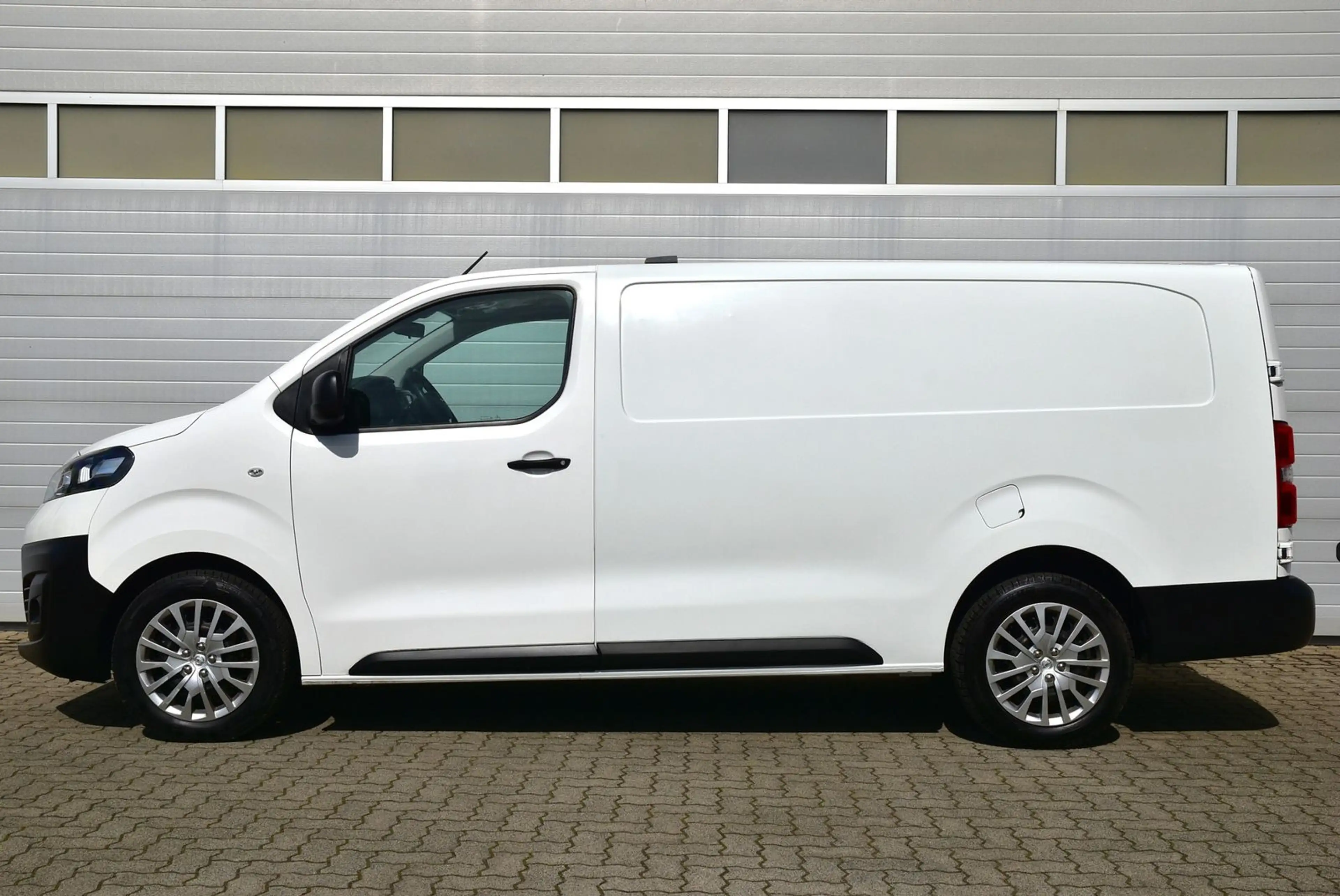 Opel Vivaro Edition L (L3) 1-HAND/Kamera/Klima — photo 5