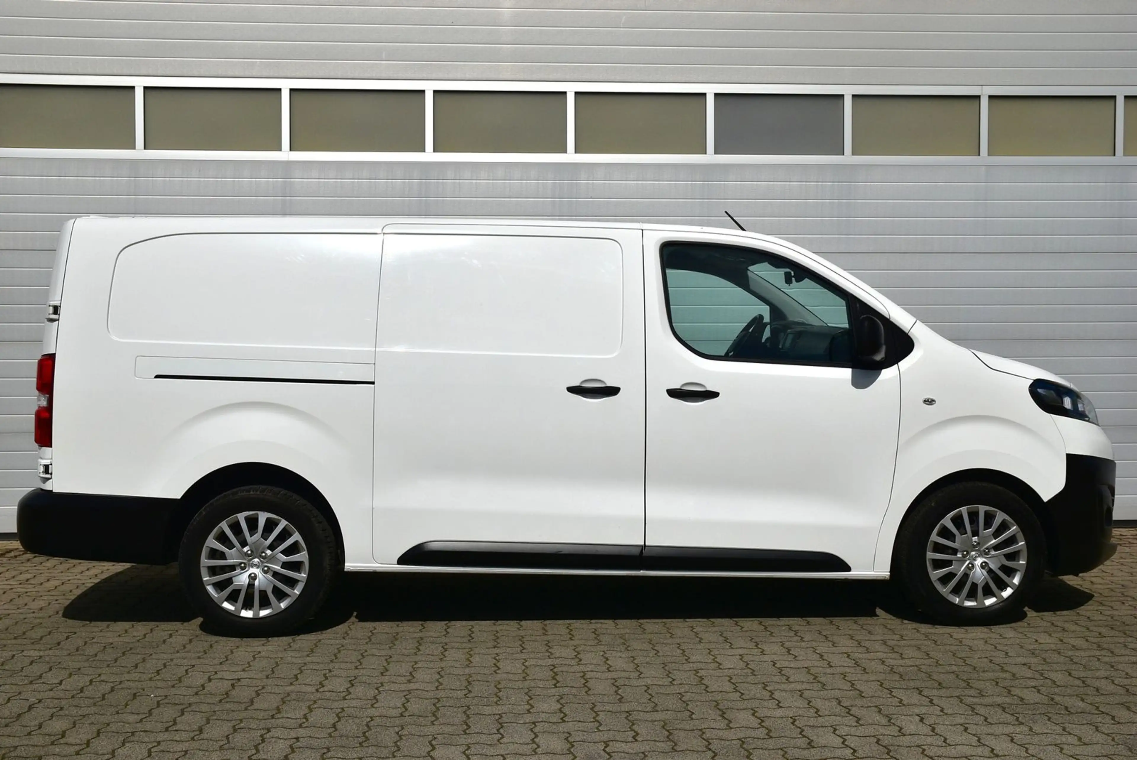 Opel Vivaro Edition L (L3) 1-HAND/Kamera/Klima — photo 2