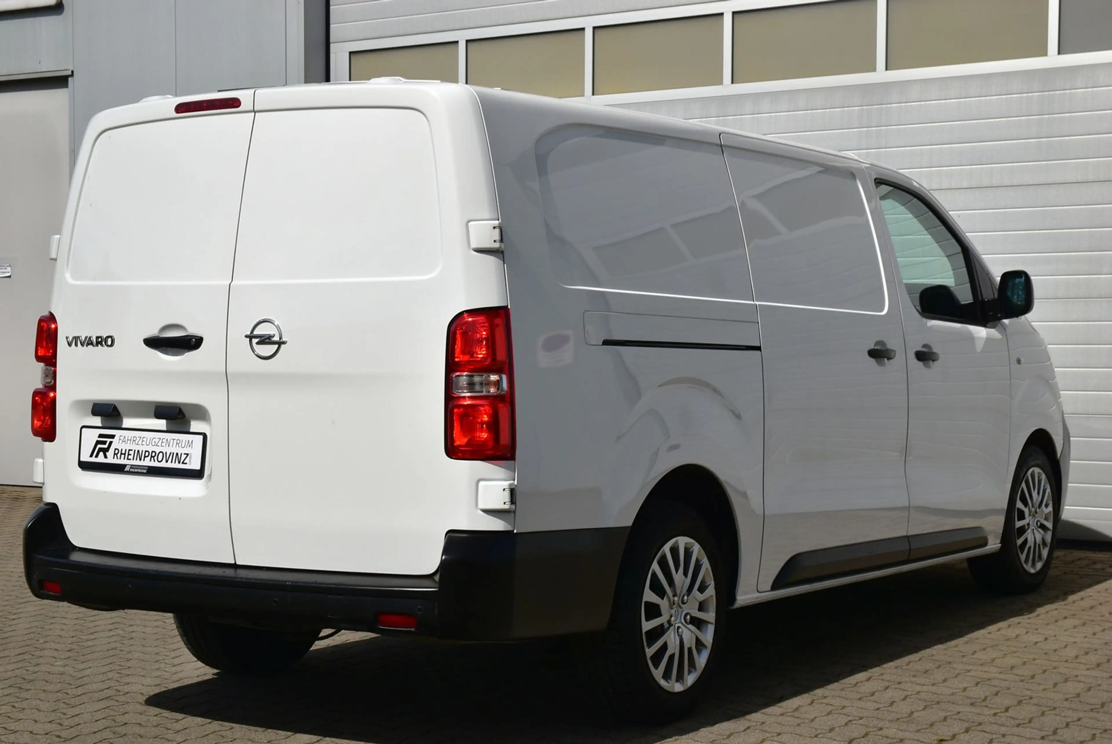 Opel Vivaro Edition L (L3) 1-HAND/Kamera/Klima — photo 3
