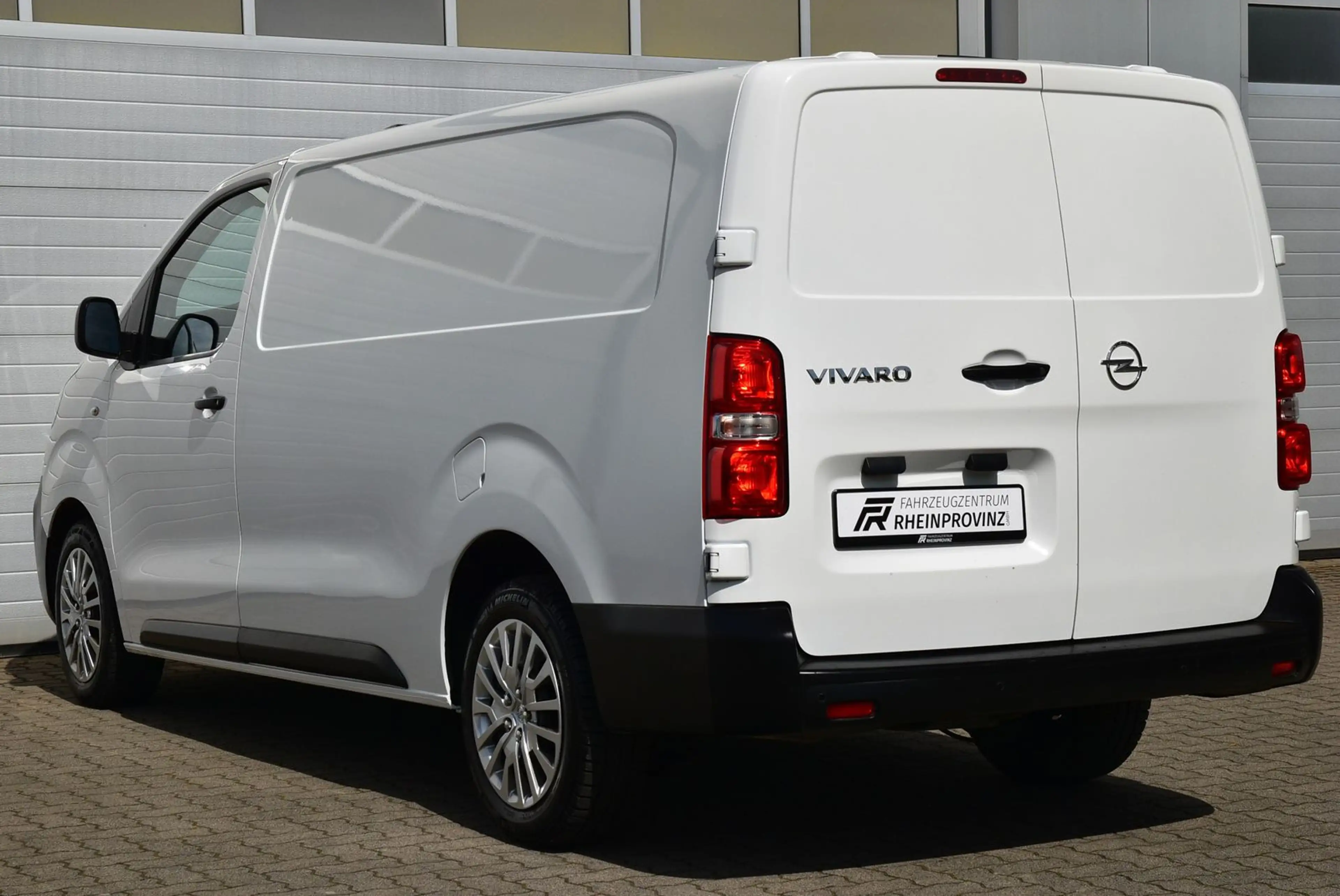 Opel Vivaro Edition L (L3) 1-HAND/Kamera/Klima — photo 4