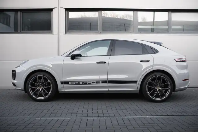 Porsche Cayenne Coupe GTS Leichtbau Inno STHZ PASM 360 Kamera