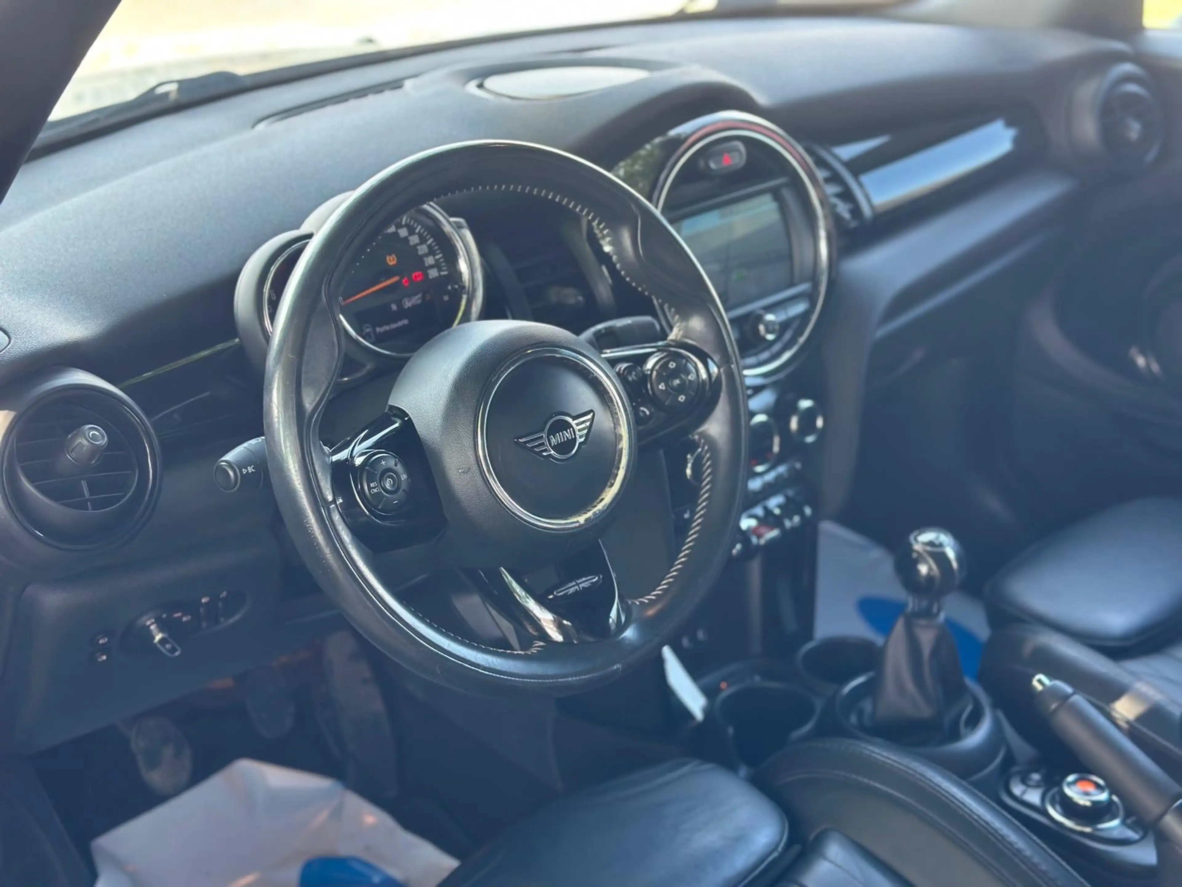 MINI Cooper Cabrio * XENON* 1 PROP* TVAC* CAB* CAMERA* CLIM* CRUISE* CUIR * — photo 7