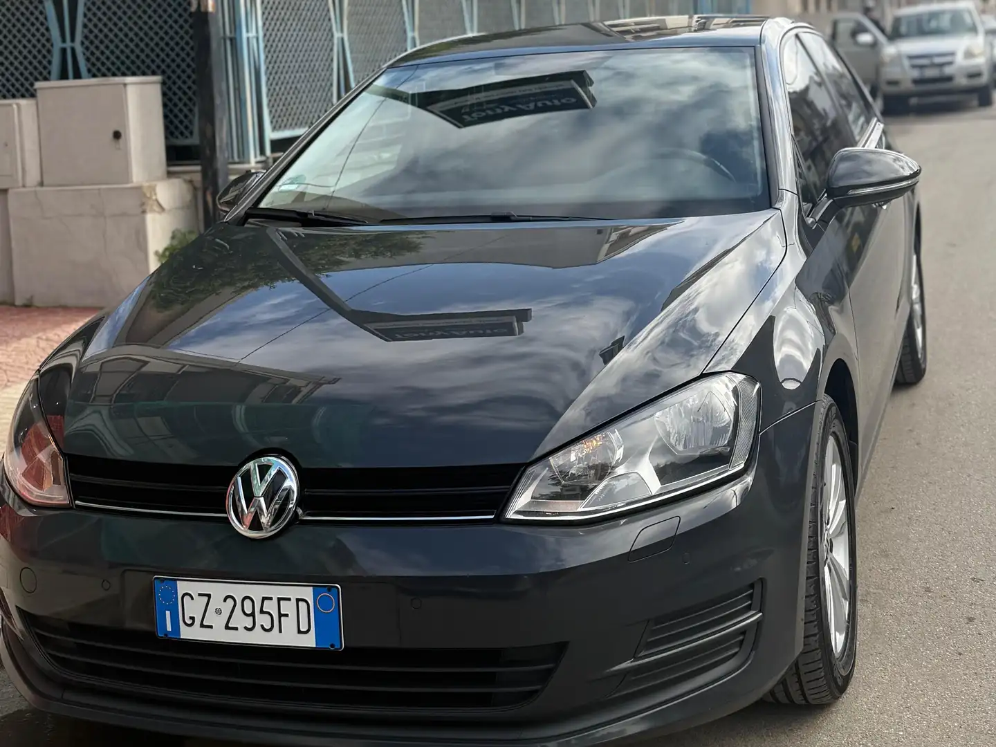 Volkswagen Golf 5p 1.6 tdi110cv NAVI,APP CONNECT,SEDILI RISCALD. Blu/Azzurro - 2