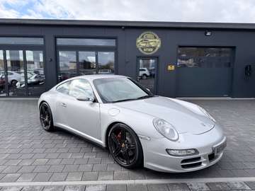 Carrera 4 S Coupe*Schalter*