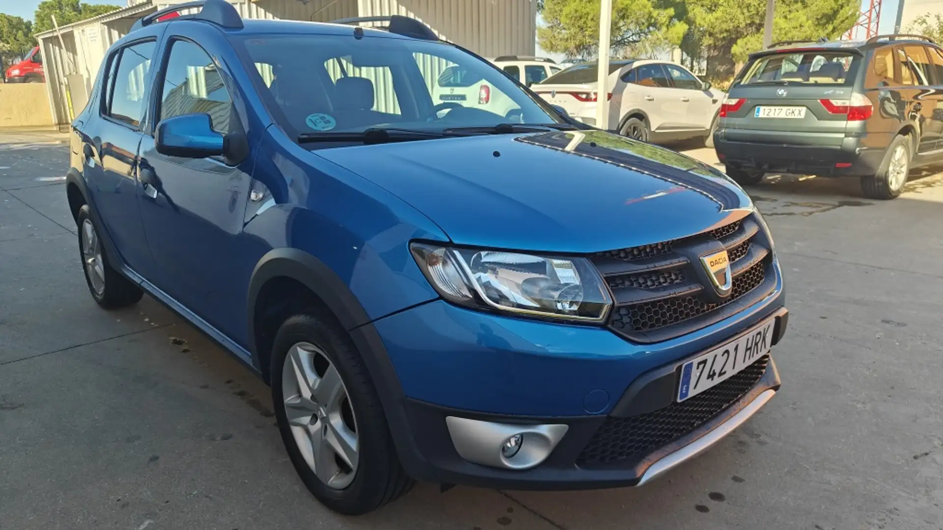 Dacia Sandero 0.9 TCE Stepway 90 Azul - 1