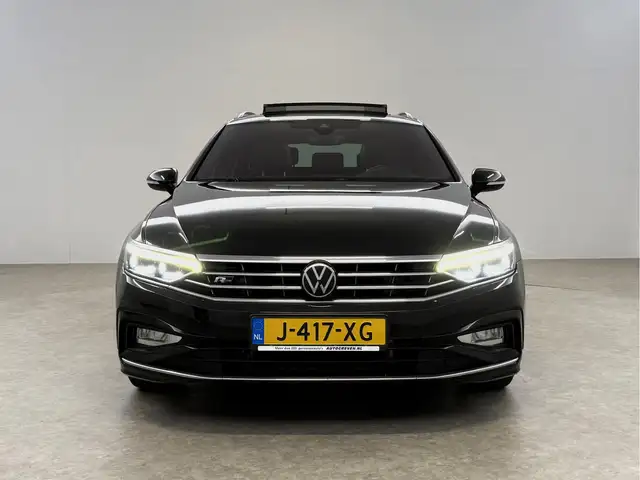 Volkswagen Passat view 8