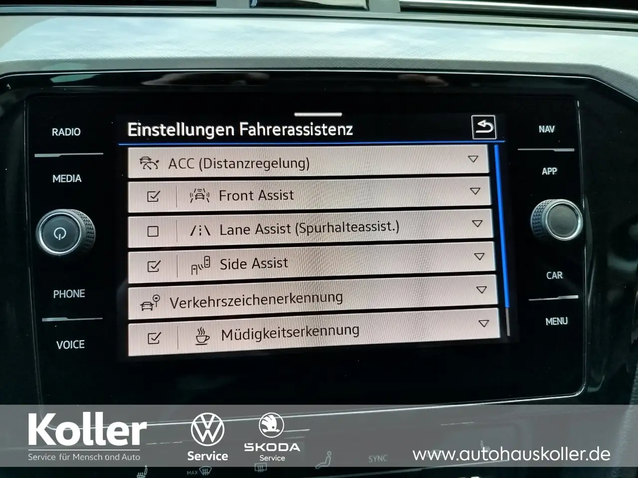 Volkswagen Passat Passat Variant 2.0 TDI DSG 4MO STDHZ 360Kamera LED 14