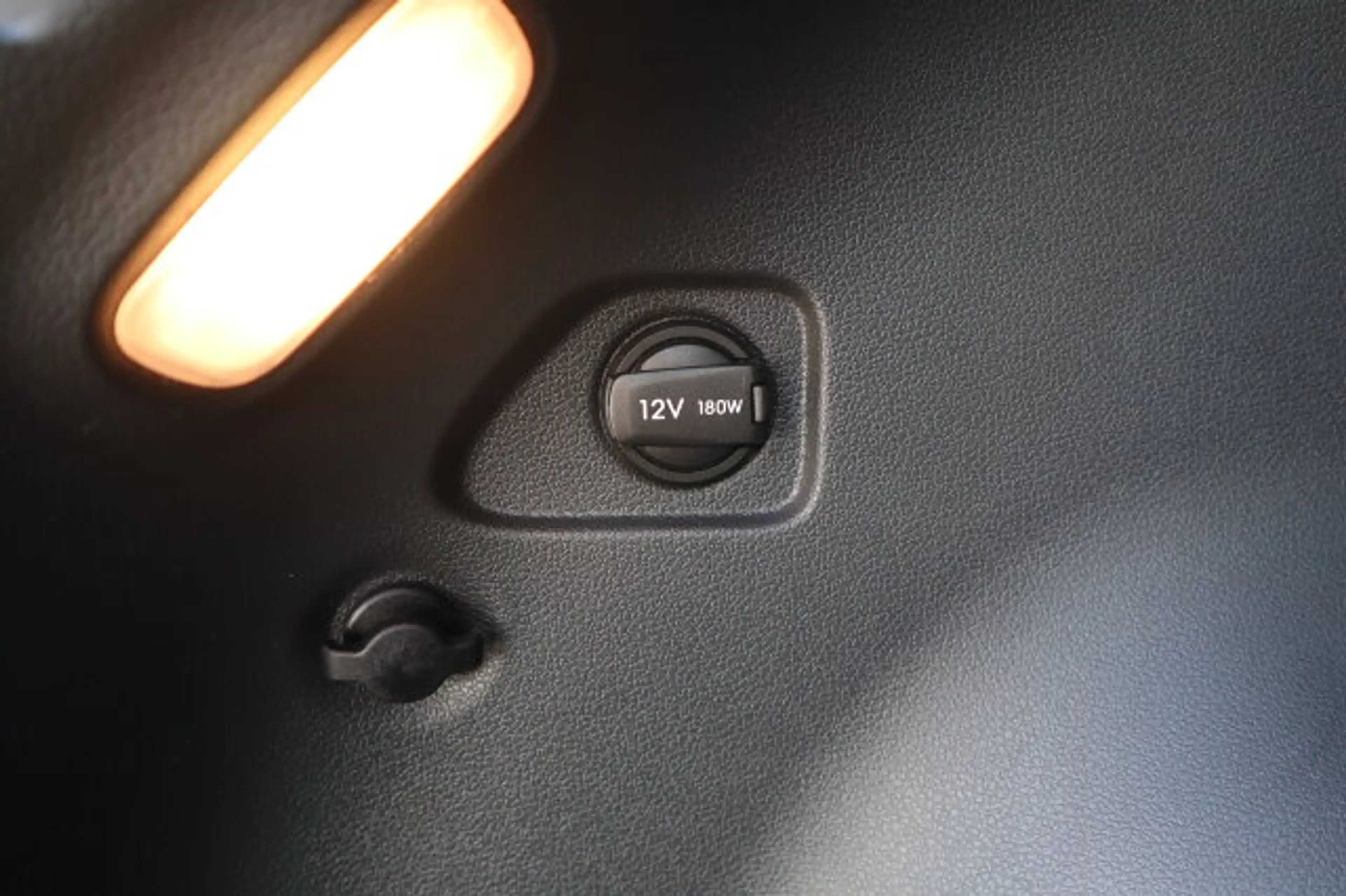 Hyundai TUCSON Tucson 1.6 Advantage 2WD Navi/Klima/PDC/eFH./LM BC — photo 25