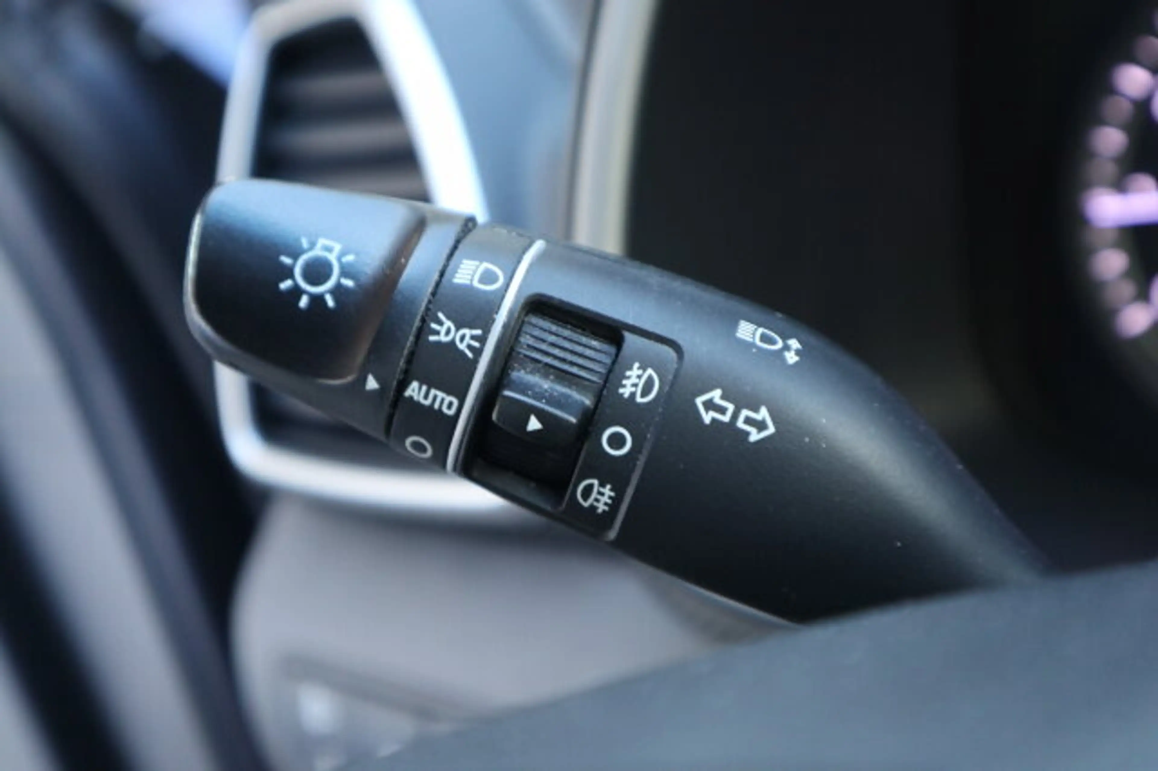 Hyundai TUCSON Tucson 1.6 Advantage 2WD Navi/Klima/PDC/eFH./LM BC — photo 11