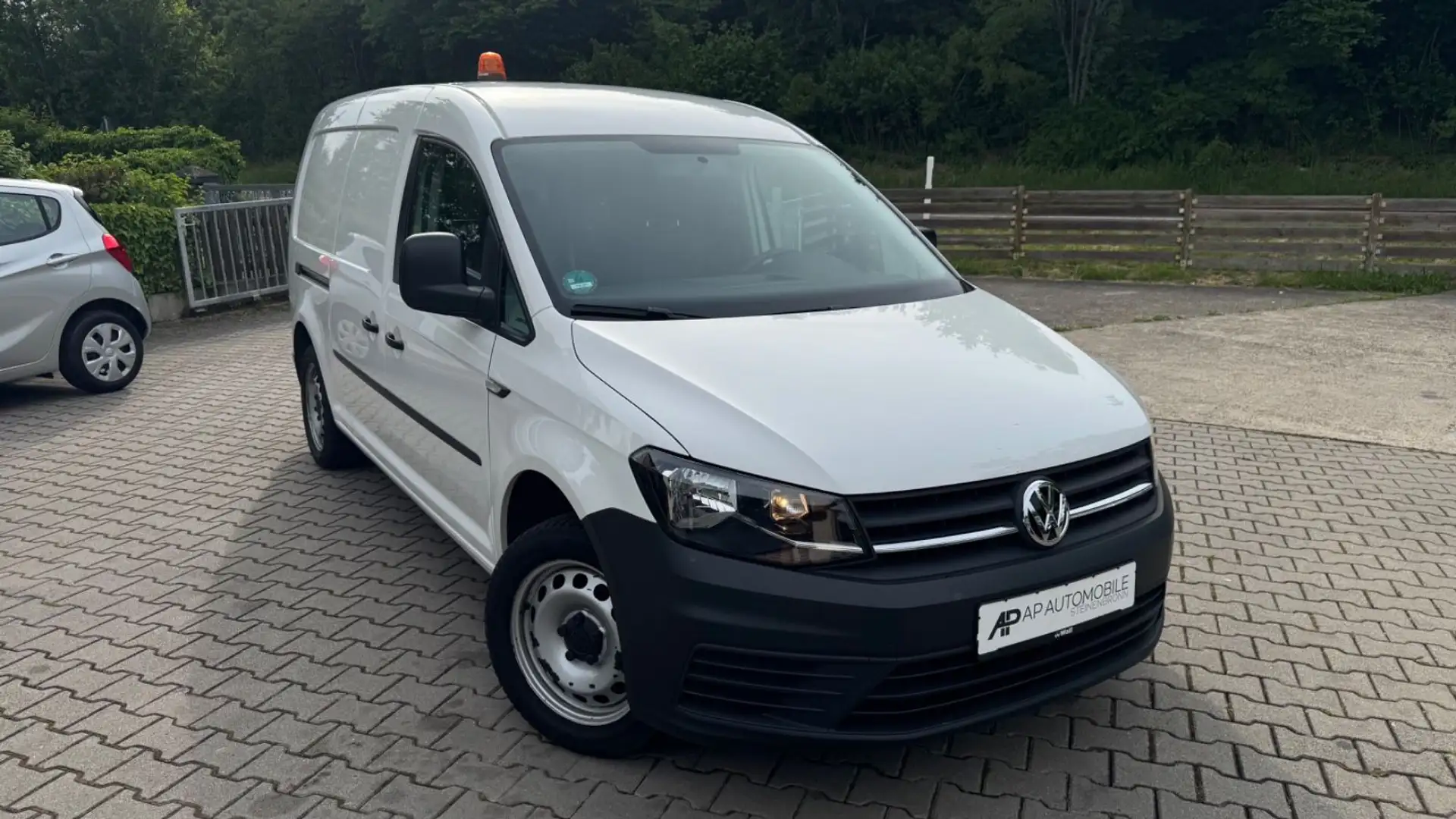 Volkswagen Caddy NFZ Maxi 1.4 TSi Automatik 1.Hand/Tempomat Weiß - 2