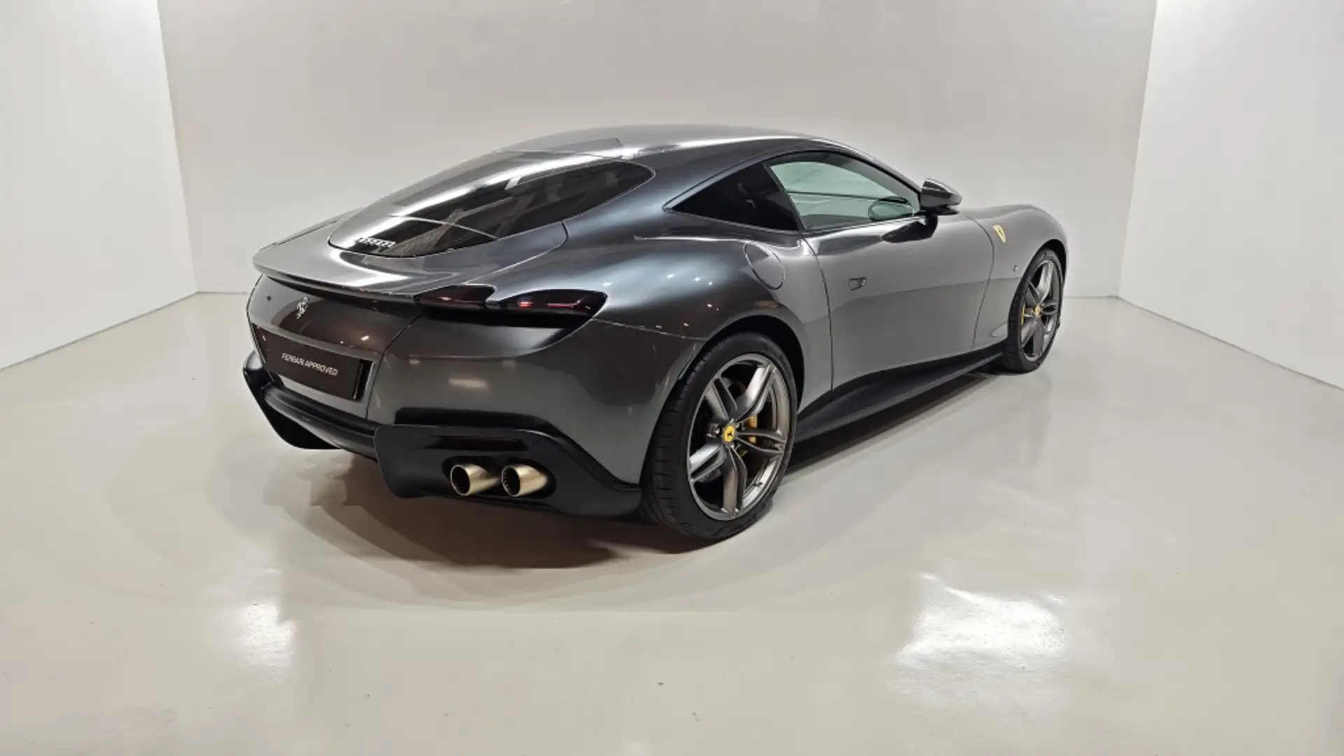 Ferrari Roma Gris - 2