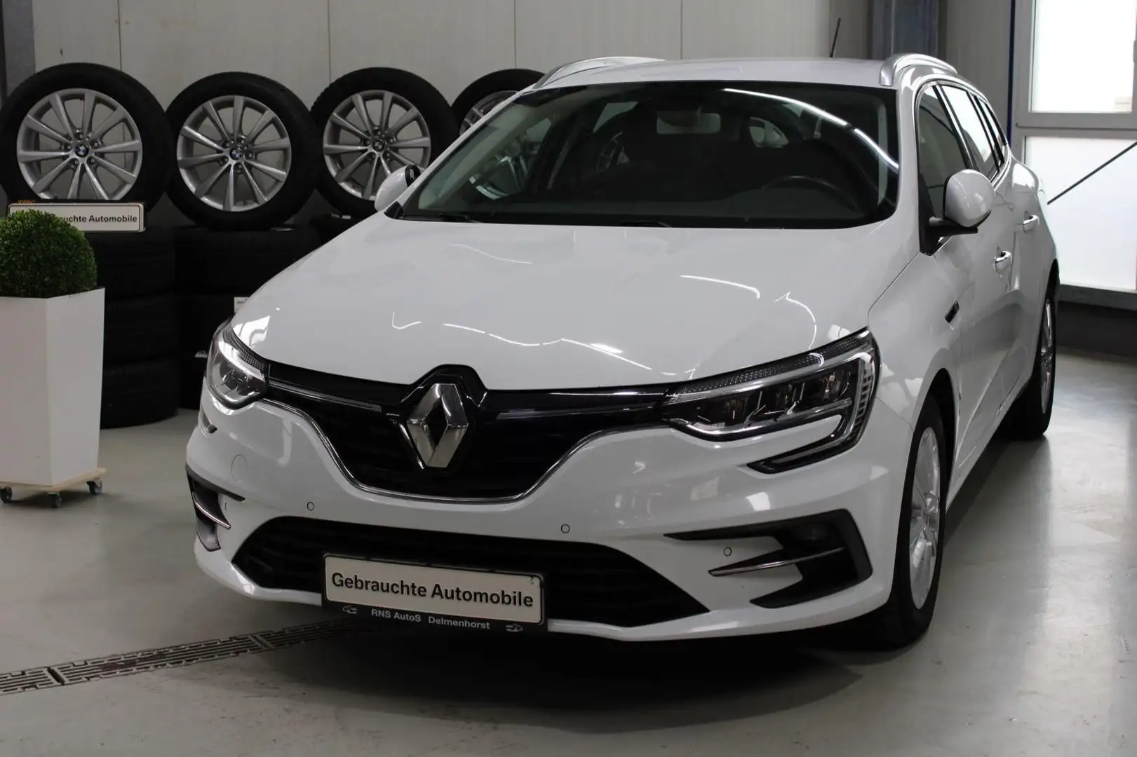 Renault Megane BLUE dCi 115 , Grandtour,Sitheiz,Navi,PDC Blanc - 1