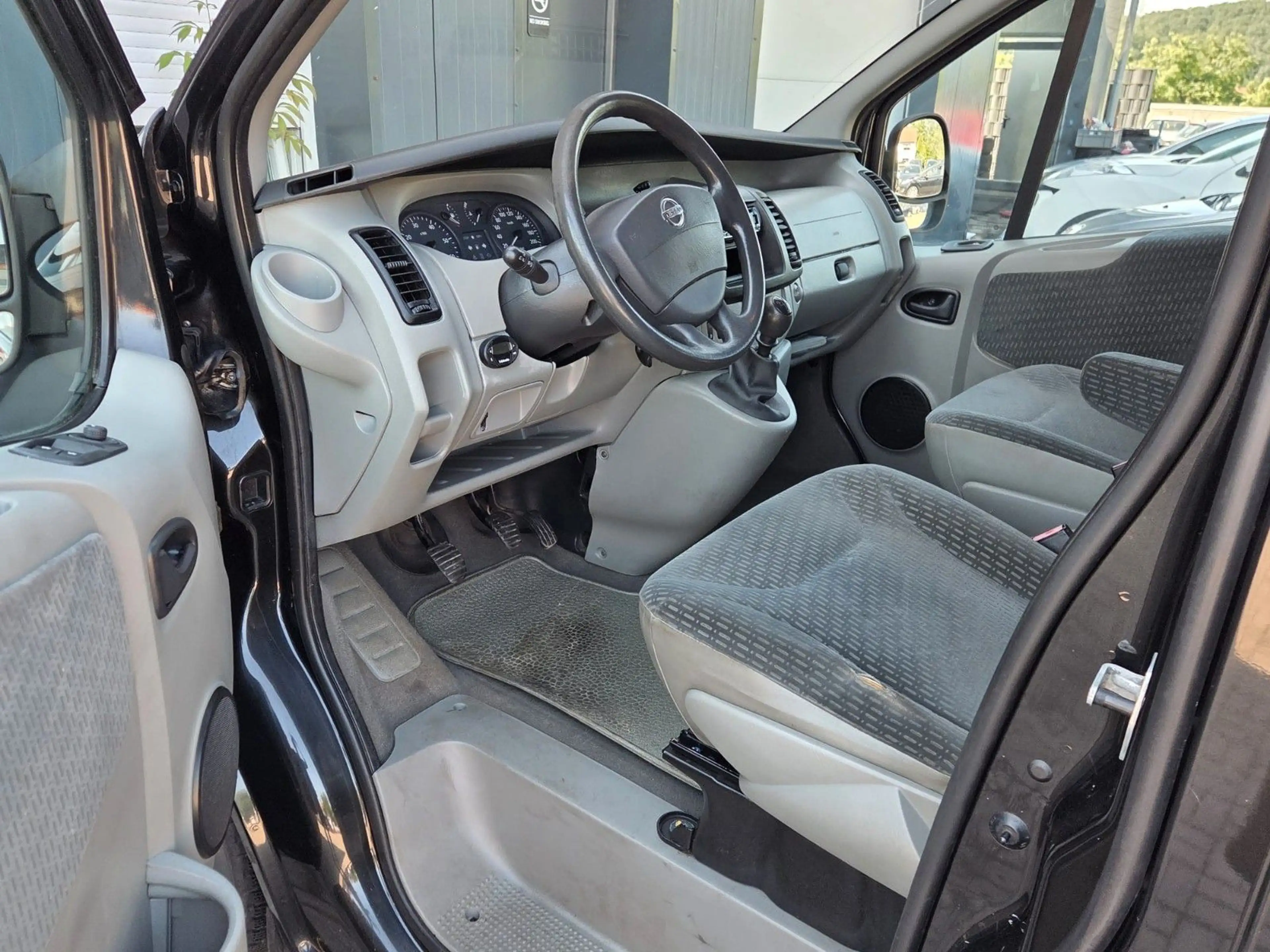 Nissan Primastar 2.5 DCI/6 GANG/KLIMAANLAGE/CD — photo 13