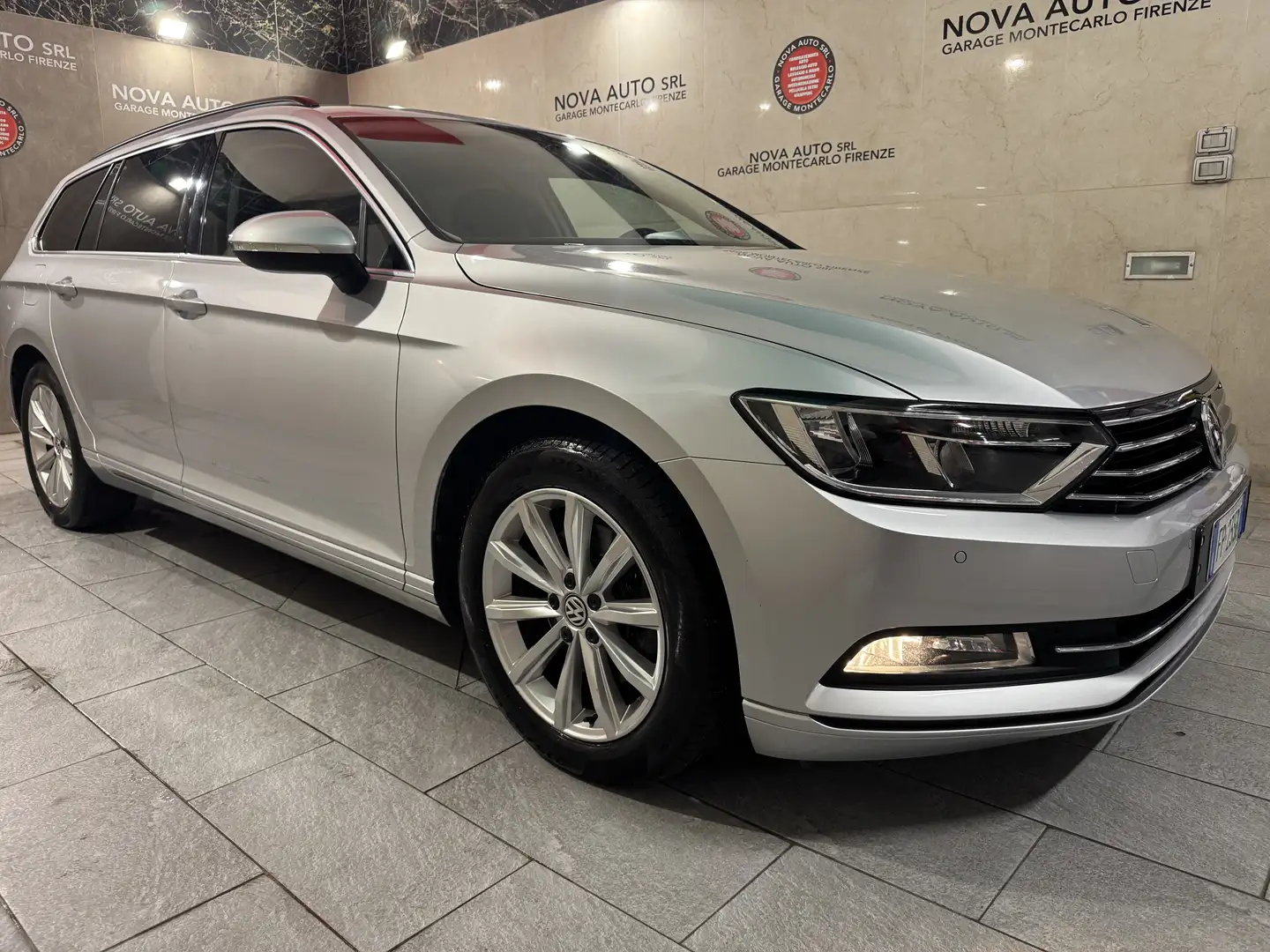 Volkswagen Passat Variant Passat VIII 2015 Variant 2.0 tdi Highline 150cv Argento - 2