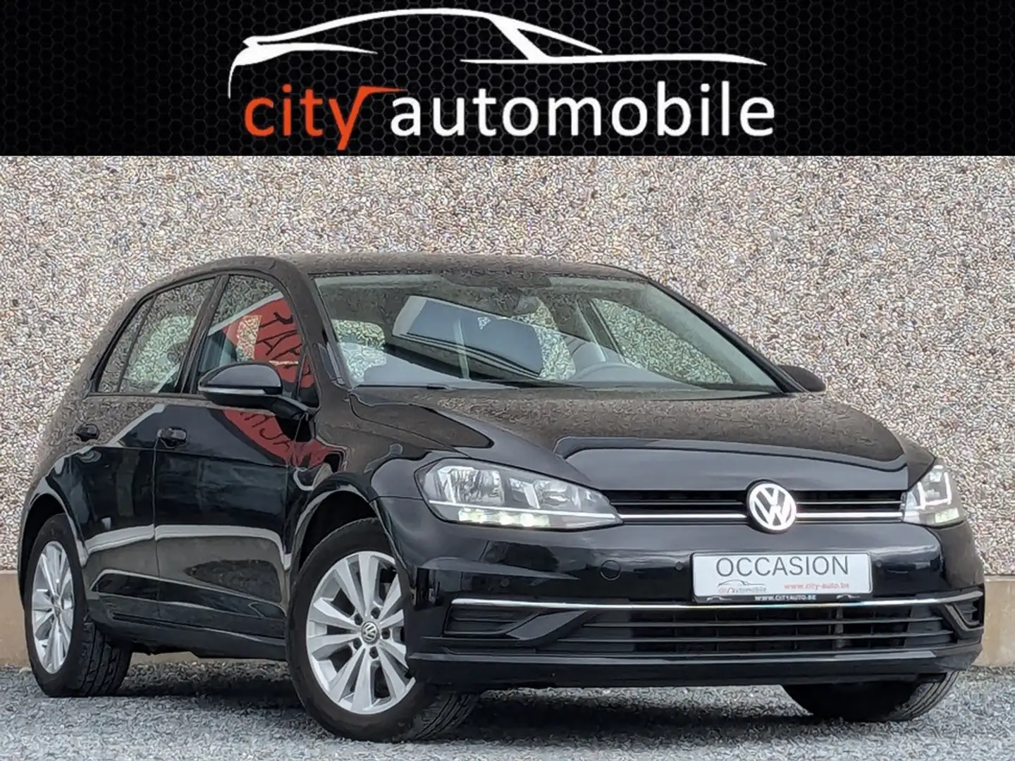 Volkswagen Golf 1.0 TSI COMFORTLINE ATTELAGE CAMERA CARPLAY Zwart - 1