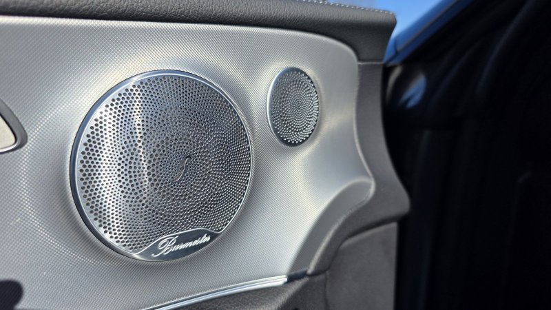 Mercedes-Benz E 220 d AMG-Line 9G-tronic AMG Navi Kamera LED Burmester — photo 11