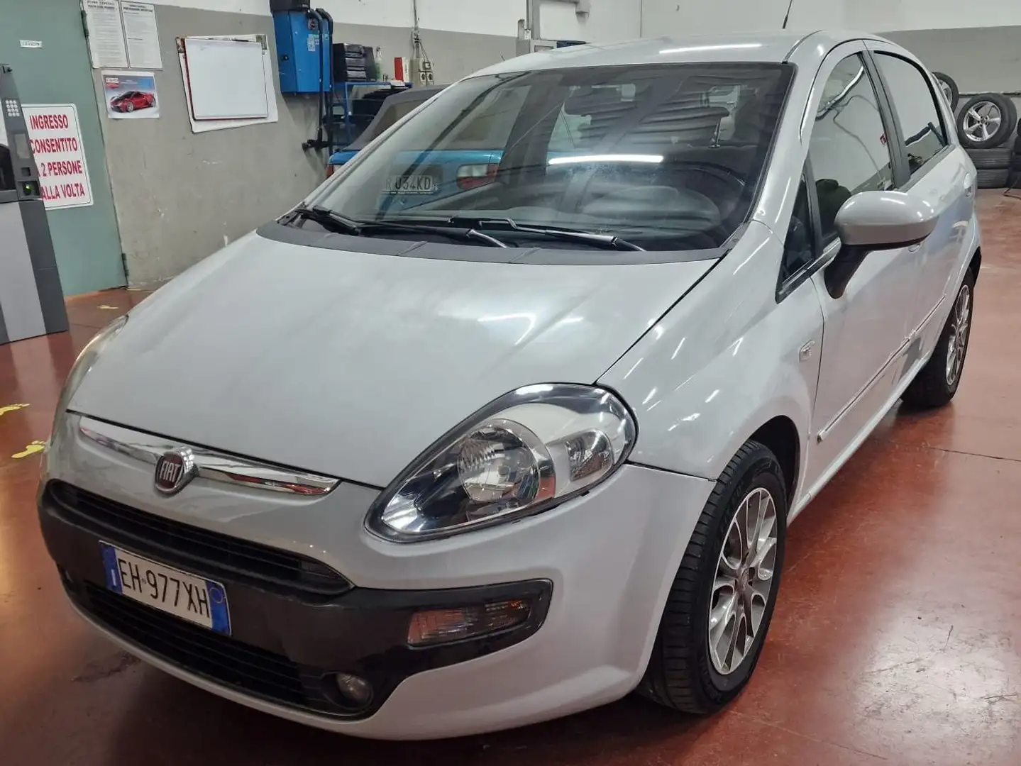 Fiat Punto Evo Punto Evo 5p 1.2 unico proprietarioOK NEOPATENTATI Zilver - 2