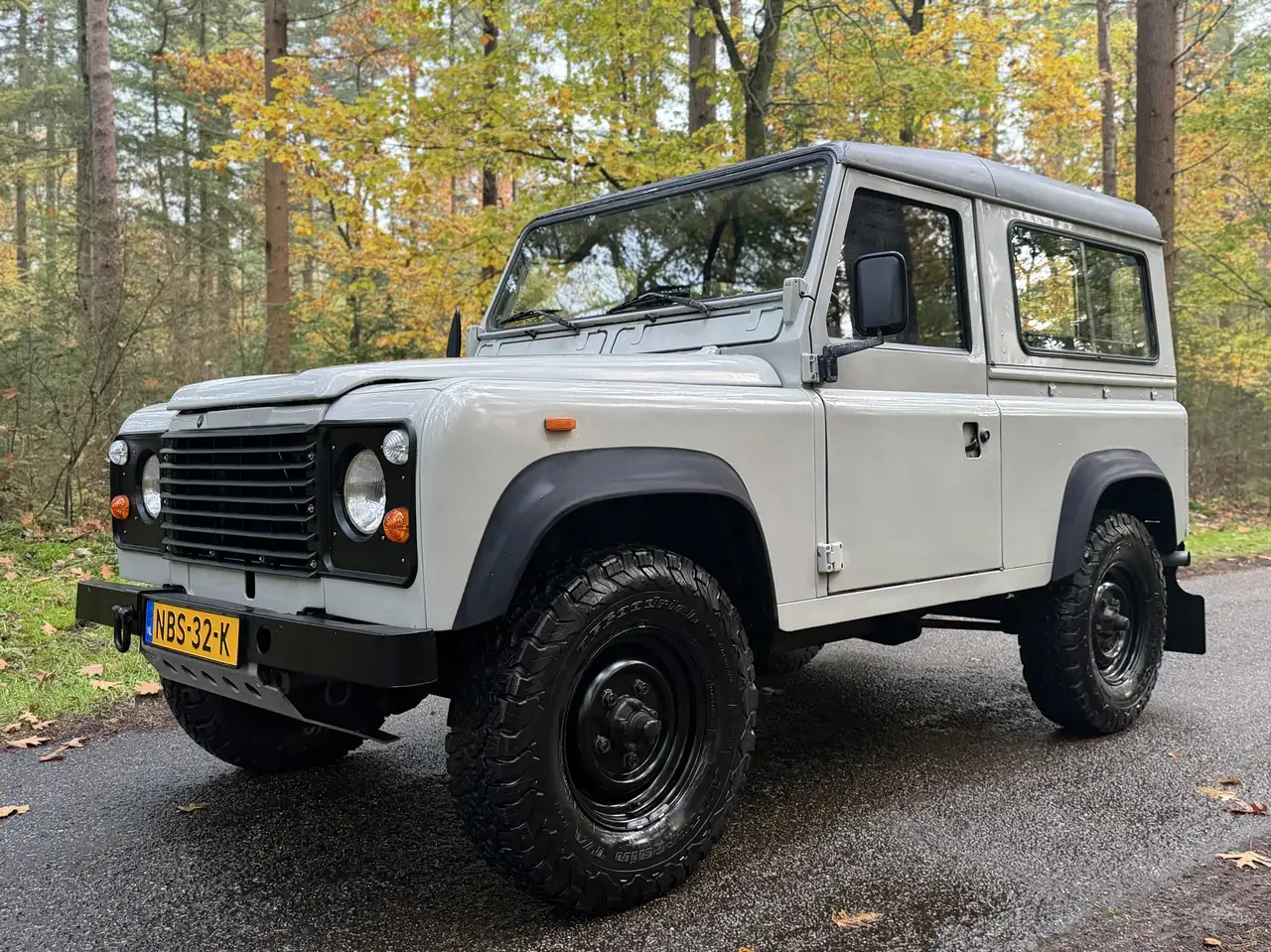 Land Rover Defender
