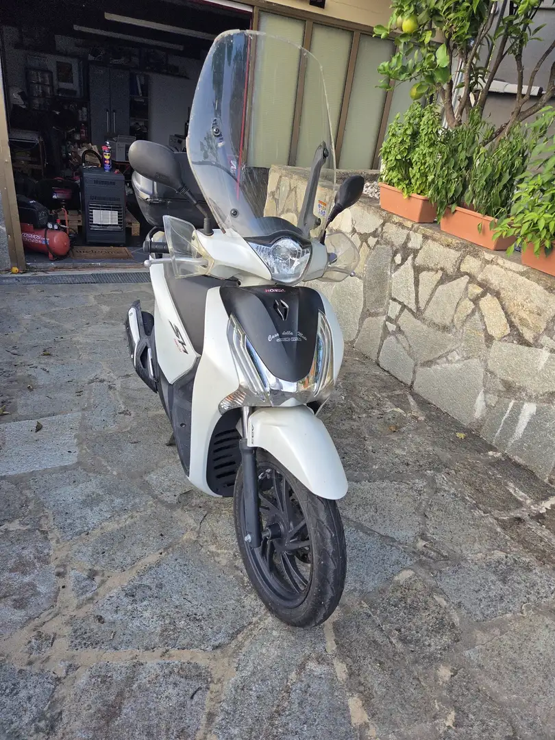 Honda SH 150i sport Bianco - 2