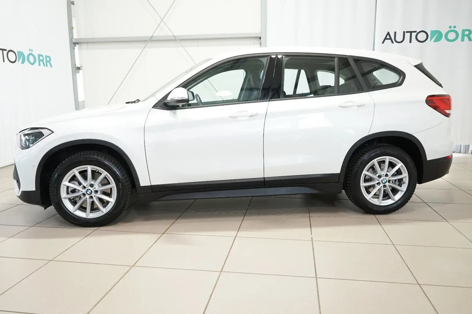 BMW X1 xDrive25i Leder+ACC+Panorama+Kamera+Memory Weiß - 2