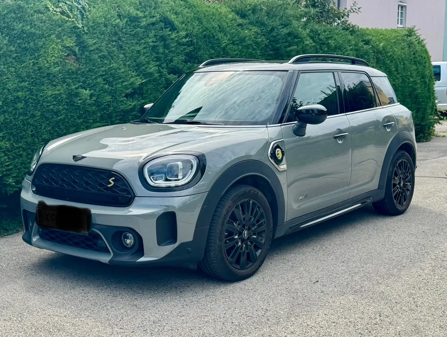 MINI Cooper SE Countryman ALL4 Grau - 1