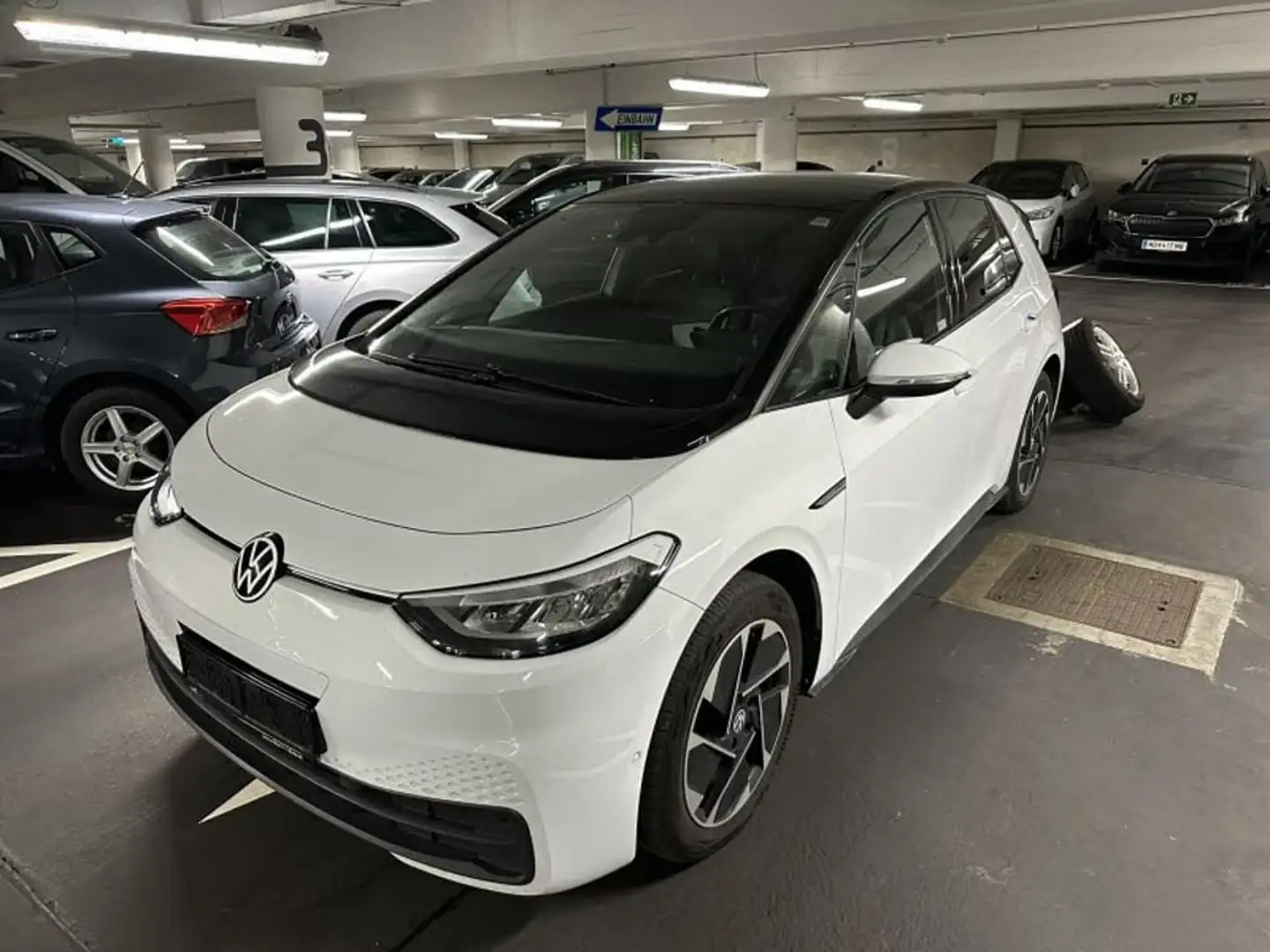 Volkswagen ID.3 Pro Performance Go 150 kW Weiß - 1