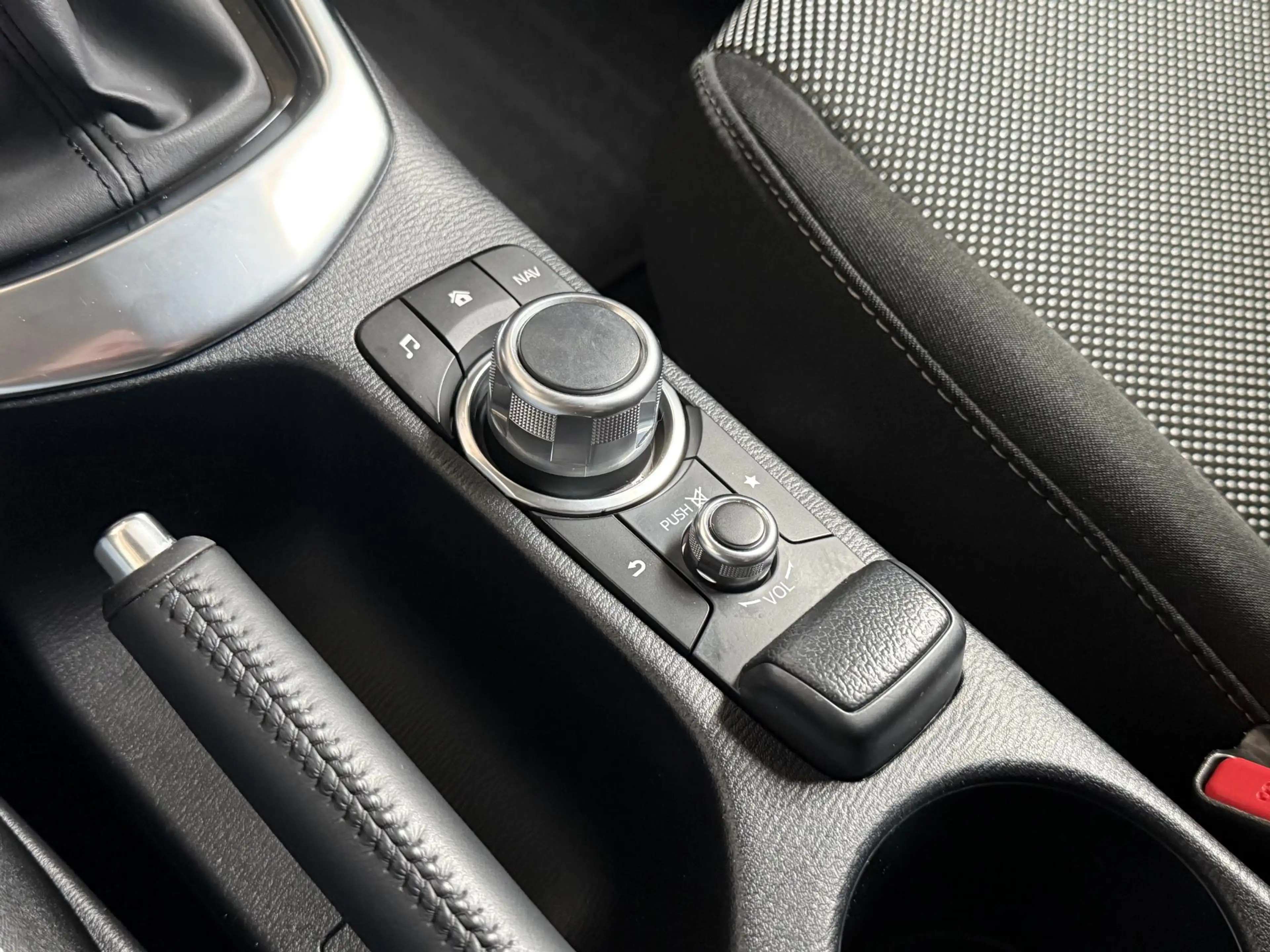 Mazda 2 1.5 Skyactiv-G GT-M | CAMERA | STOELVERW | 1e EIG — photo 10