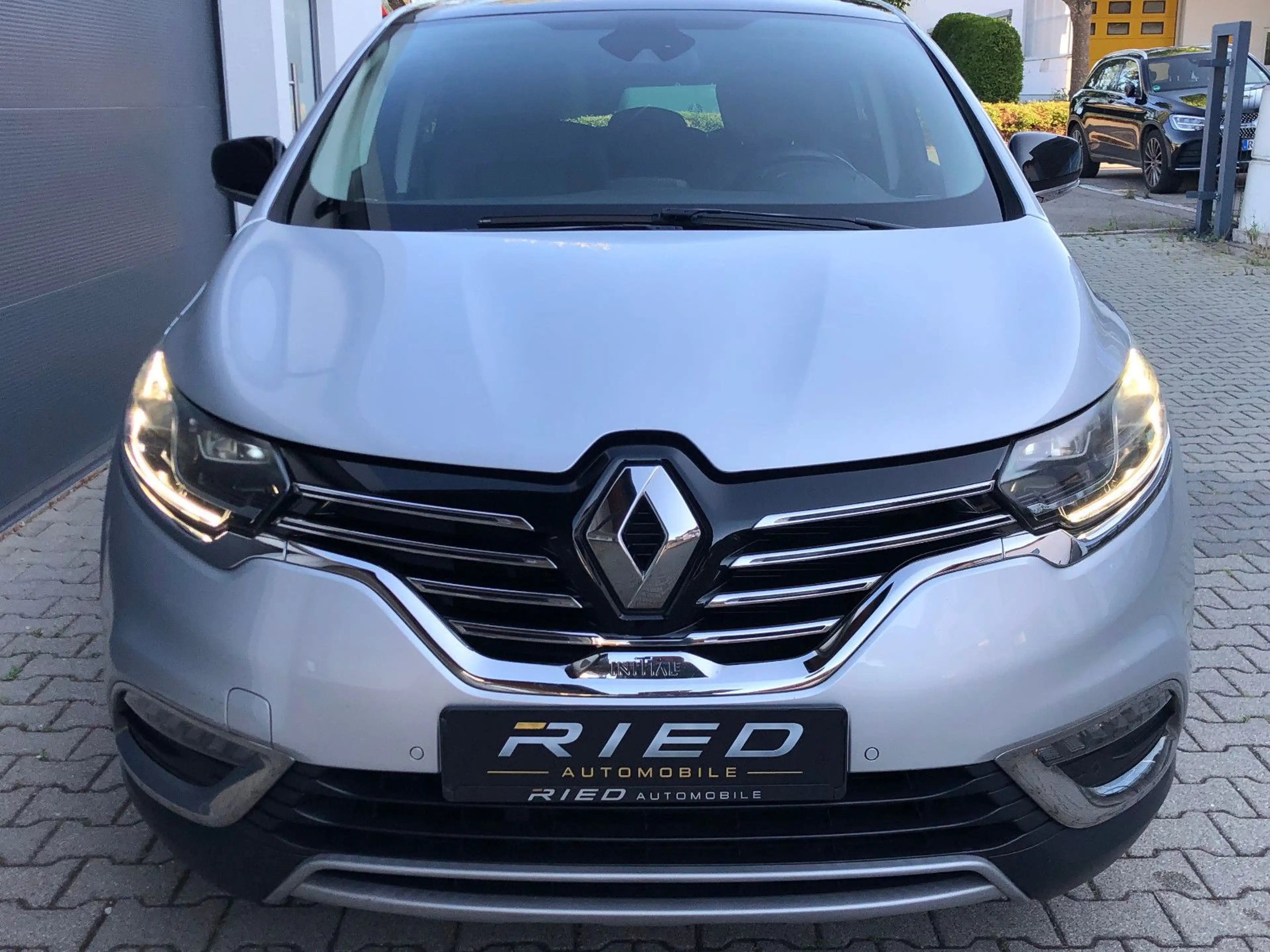 Renault Espace V Initiale Paris LED Navi Leder Bose Kam — photo 2