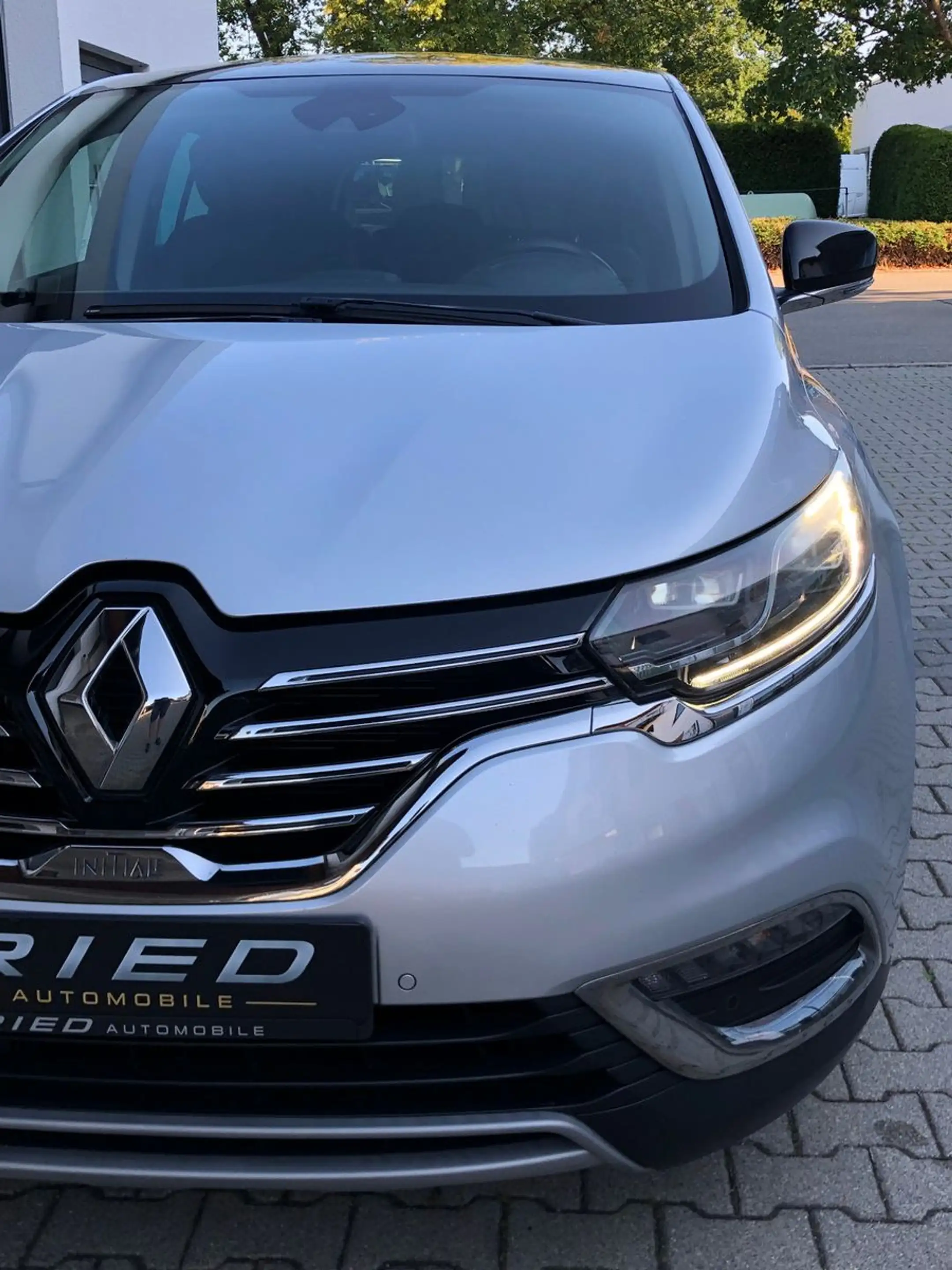 Renault Espace V Initiale Paris LED Navi Leder Bose Kam — photo 12