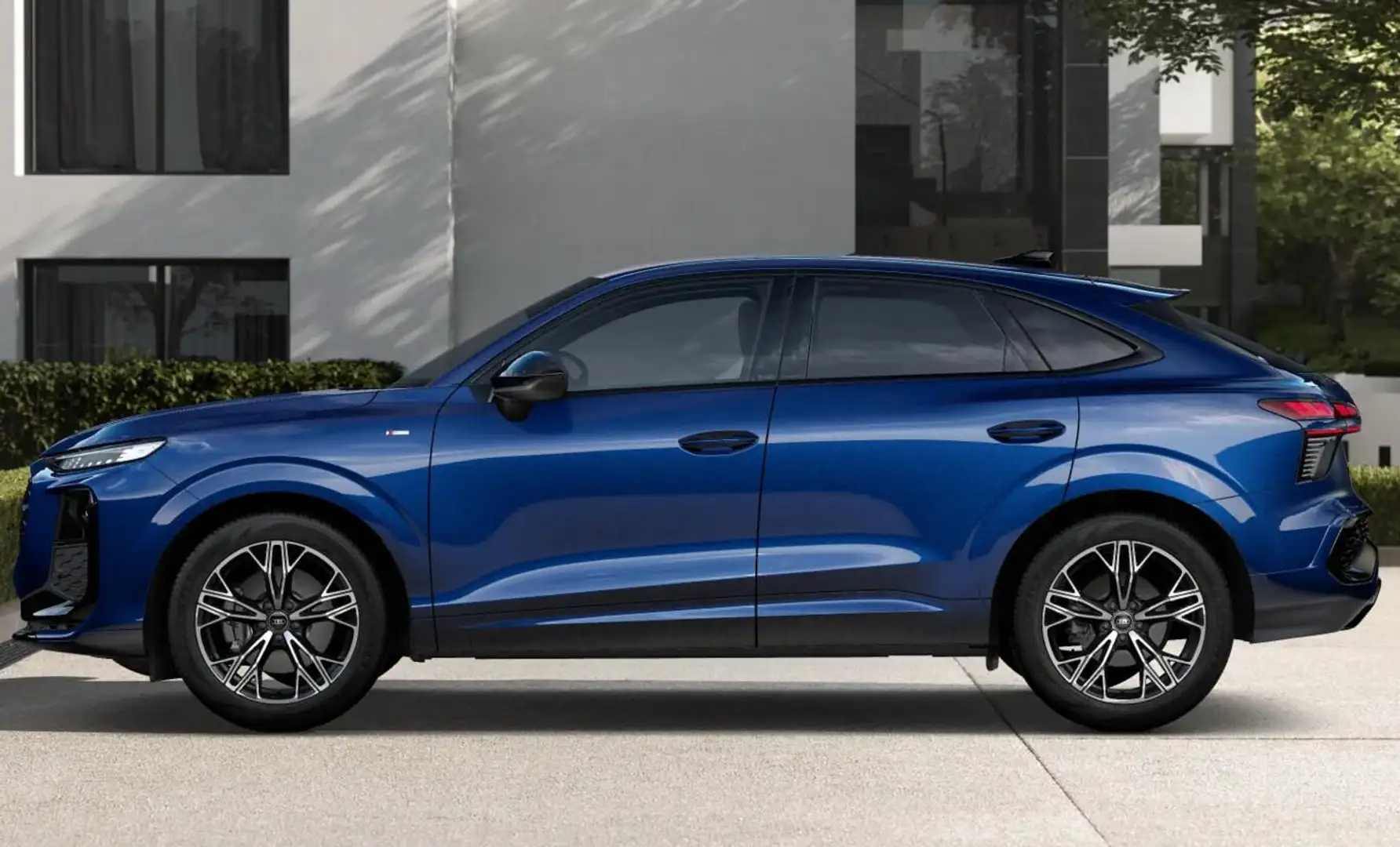 Audi Q3 Sportback S line TFSI 204 2xS neuMod Tech LED+ ... Blau - 2