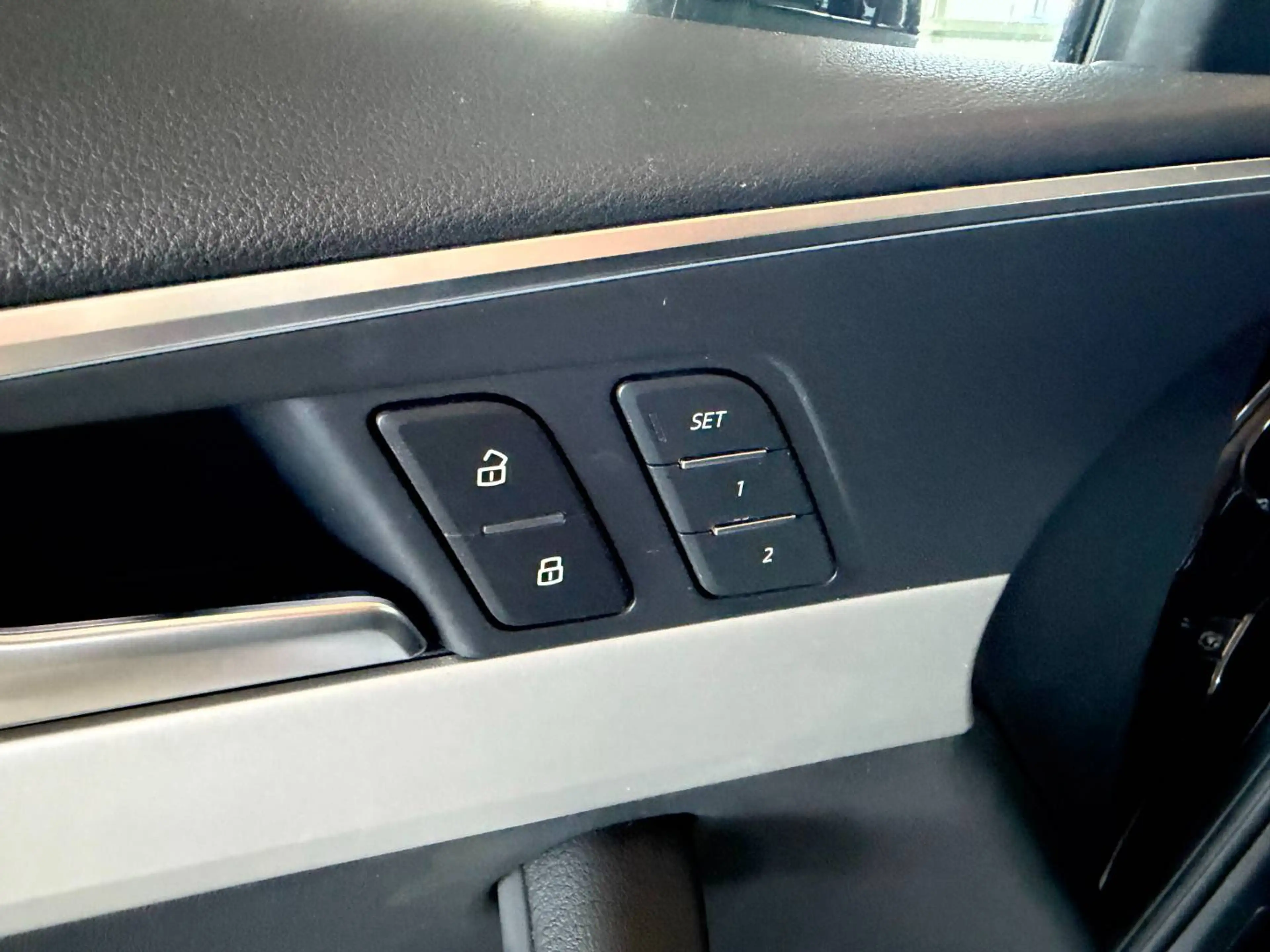 Audi A4 35 TFSI advanced — photo 14