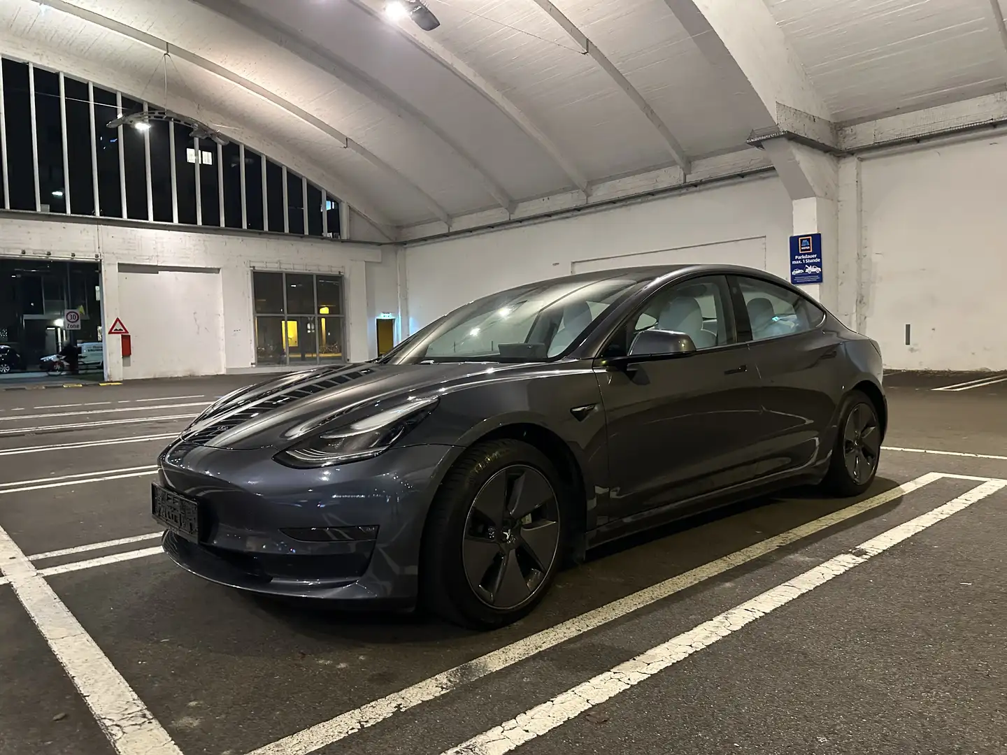 Tesla Model 3 Long Range AWD 75kWh | 1.HAND - 2