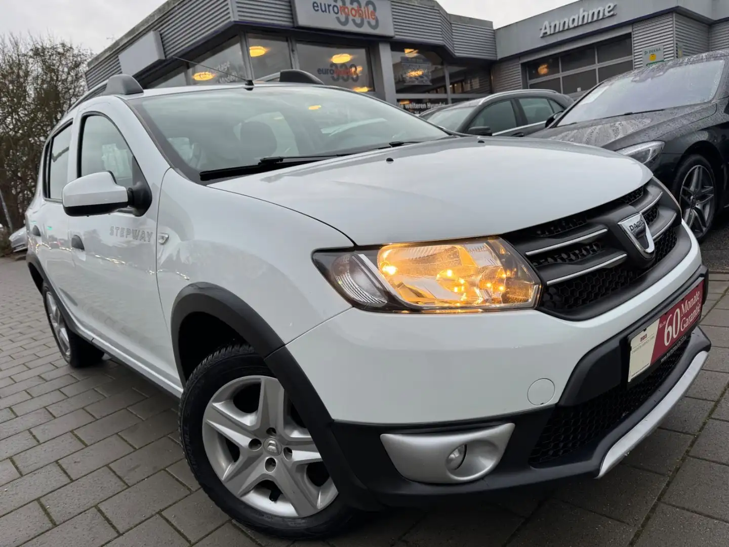 Dacia Sandero Stepway  *Sitzhz.*Tempomat*PDC*Klima*BT* Weiß - 2