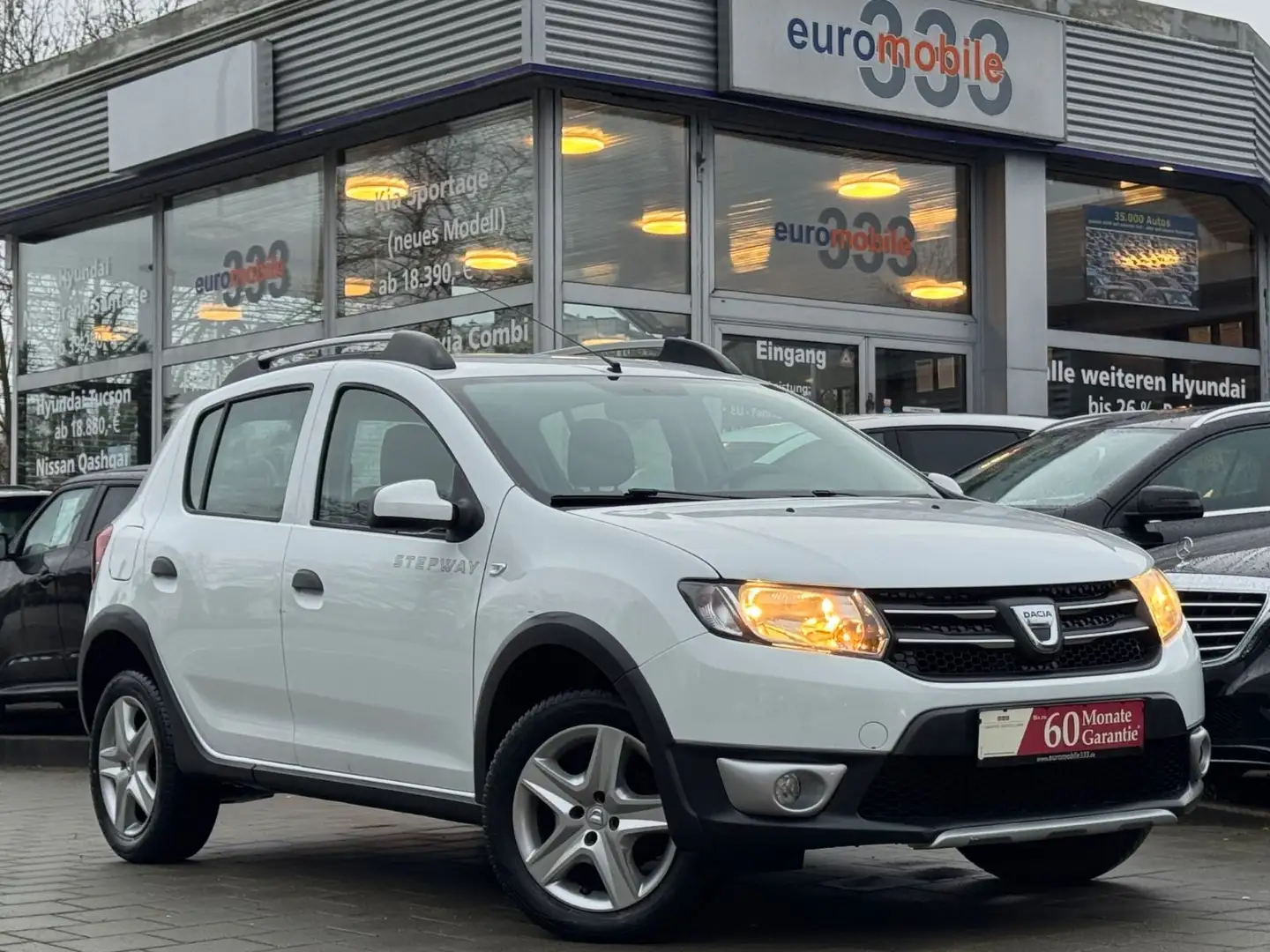 Dacia Sandero Stepway  *Sitzhz.*Tempomat*PDC*Klima*BT* Weiß - 1