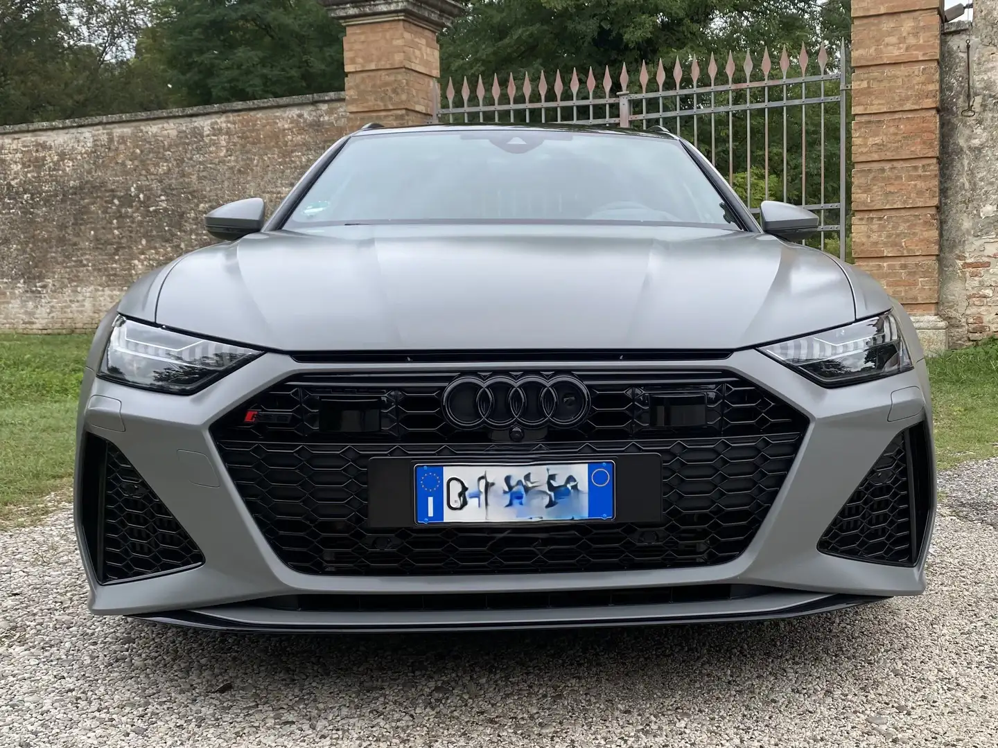 Audi RS6 RS6 Avant 4.0 mhev keramic quattro tiptronic Szürke - 1