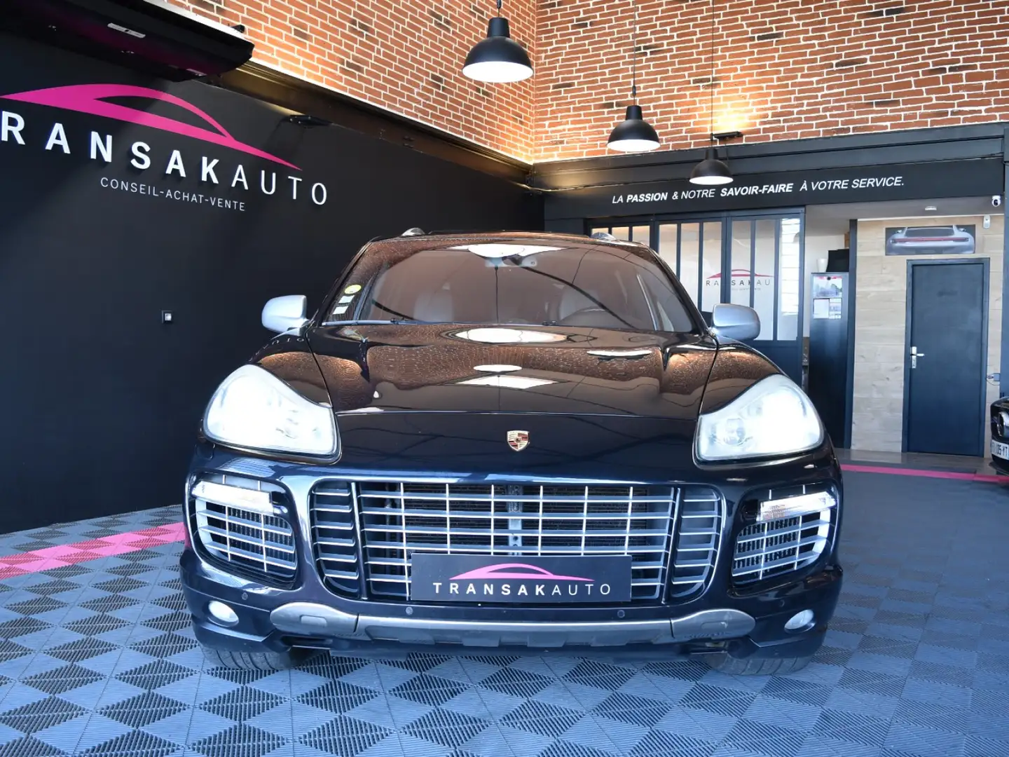 Porsche Cayenne Turbo Tiptronic S A Negro - 2