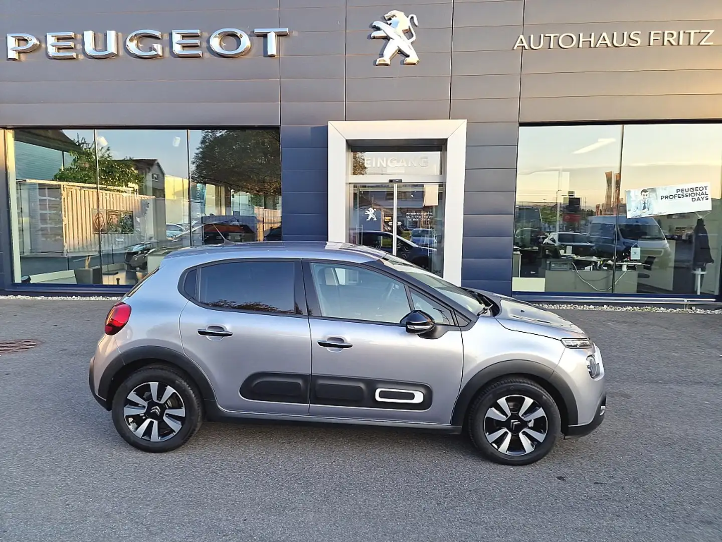 Citroen C3 PureTech 110 S&S EAT6 Max "inkl. Winterräder" Grau - 2