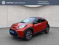 Toyota Aygo X X S-CVT Air Teamplayer Rood - thumbnail 1