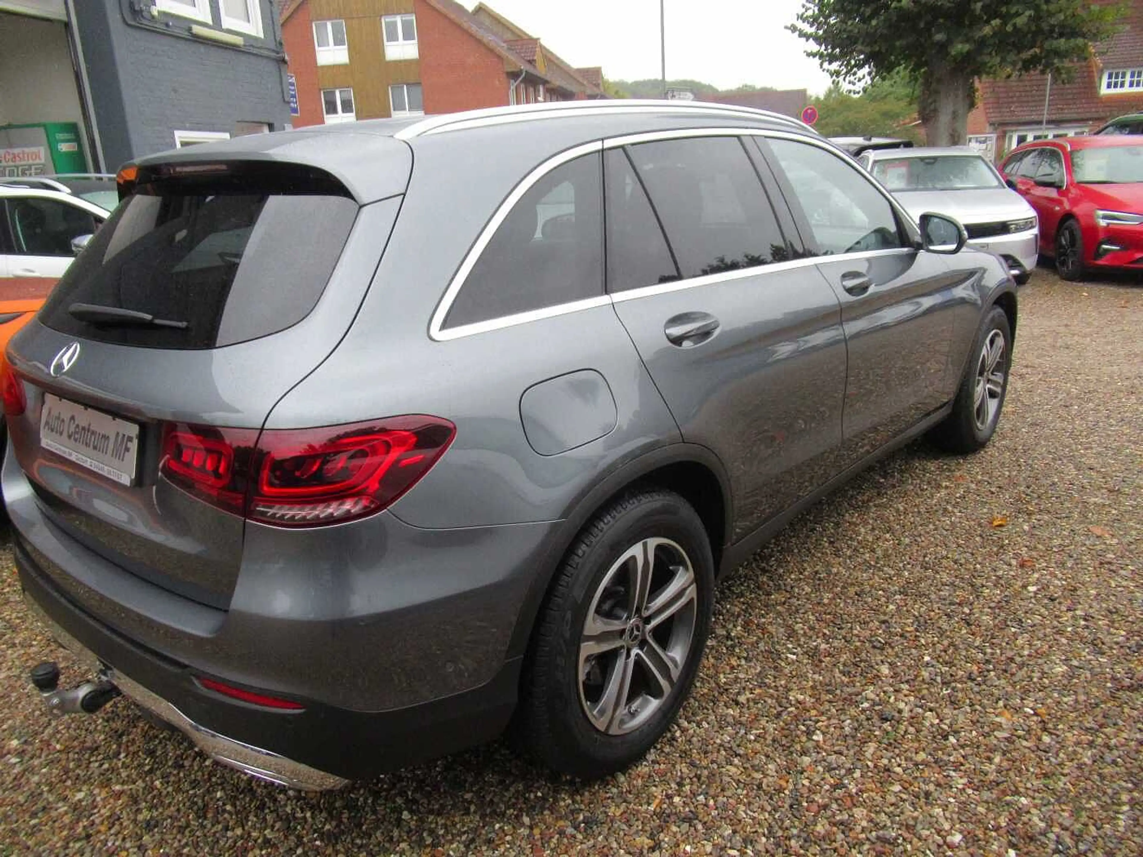 Mercedes-Benz GLC 200 4Matic 9G-TRONIC — photo 4
