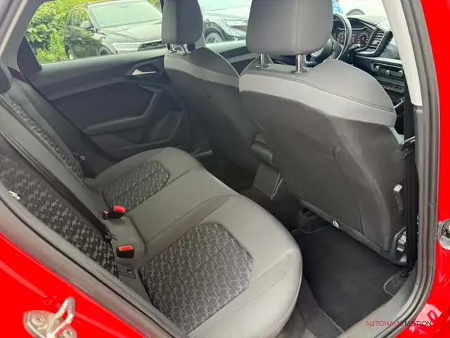 Audi A1 view 13