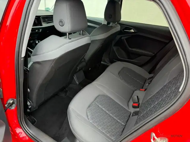 Audi A1 view 11