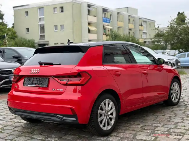 Audi A1 view 5