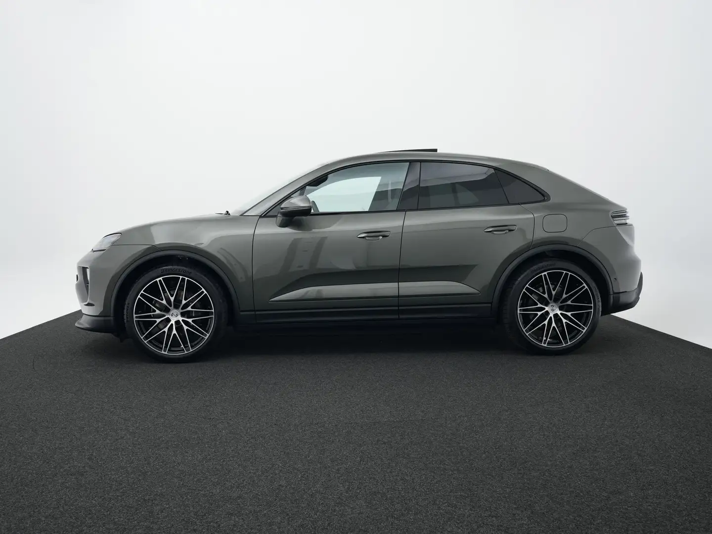 Porsche Macan 4 Groen - 2