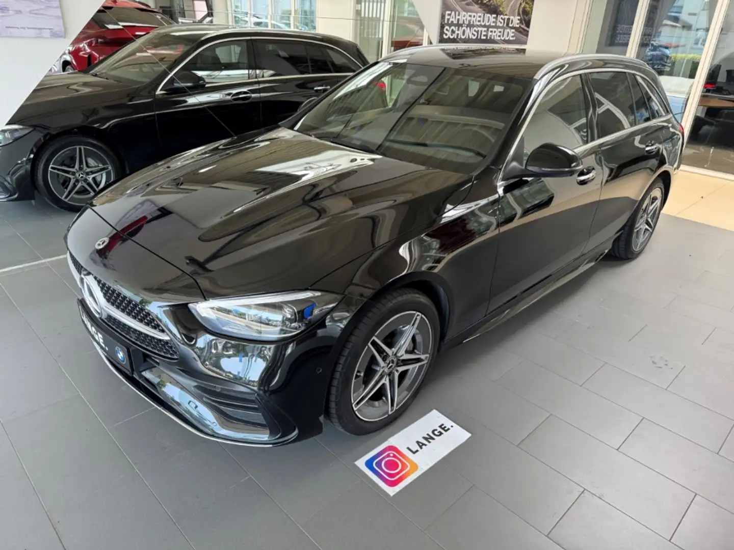 Mercedes-Benz C 300 de 4Matic AMG Distronic AHK LED Memory 360° Schwarz - 1
