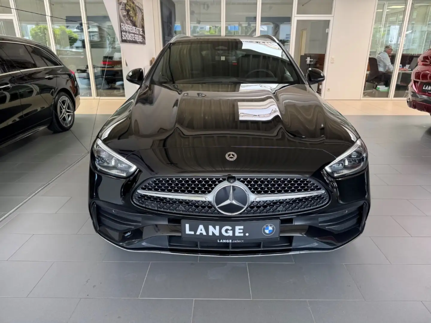 Mercedes-Benz C 300 de 4Matic AMG Distronic AHK LED Memory 360° Schwarz - 2