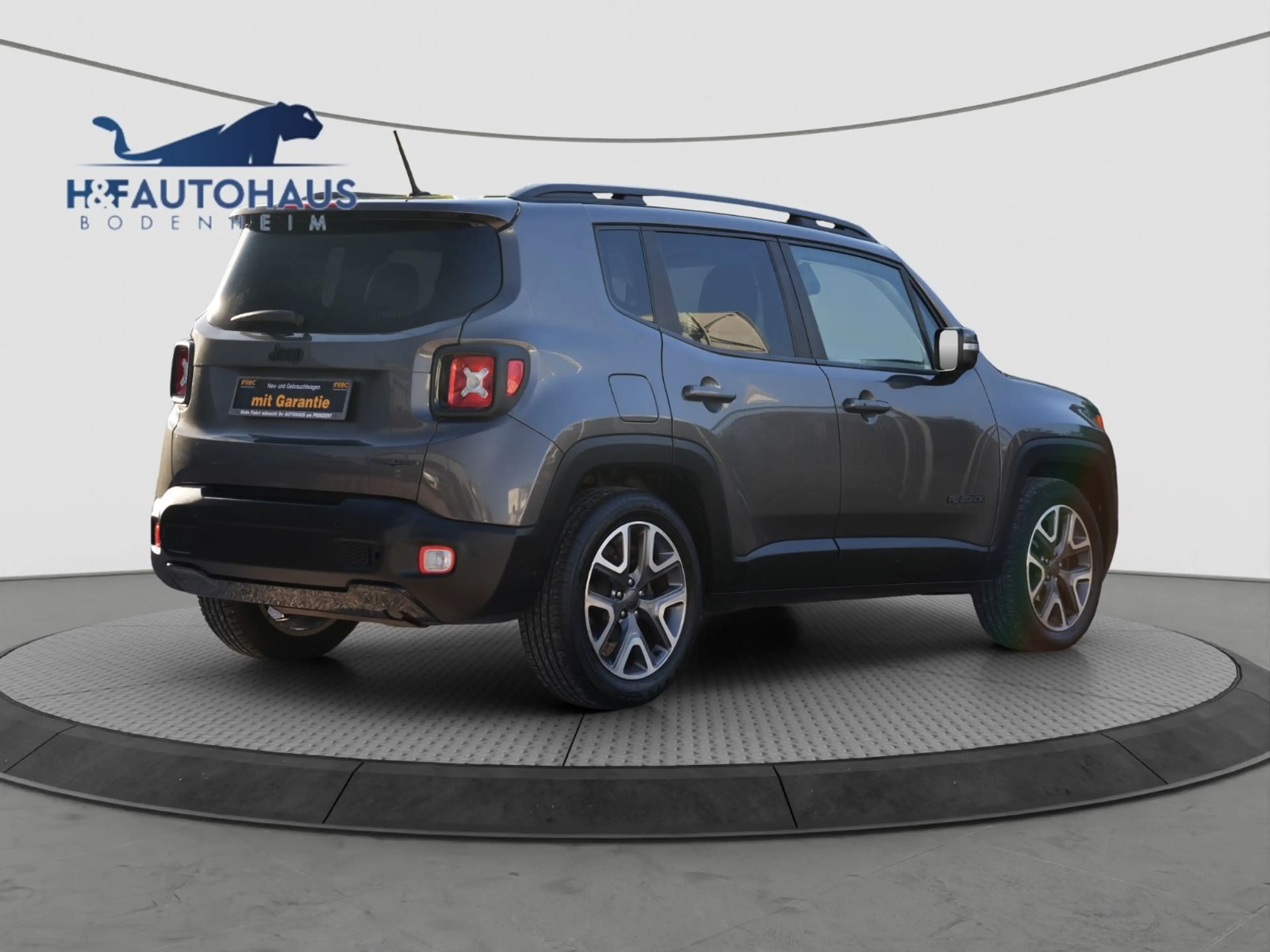 Jeep Renegade Longitude FWD/PDC/NAVI/TÜV NEU/1.HAND — photo 5